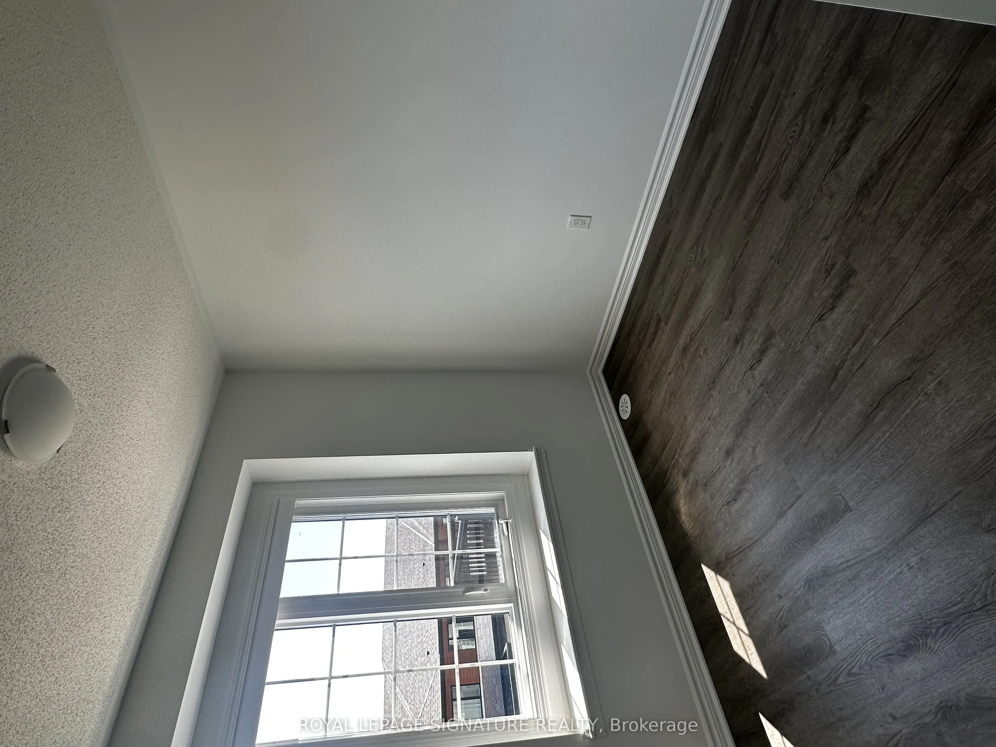 1259 Lily Crescent, #9