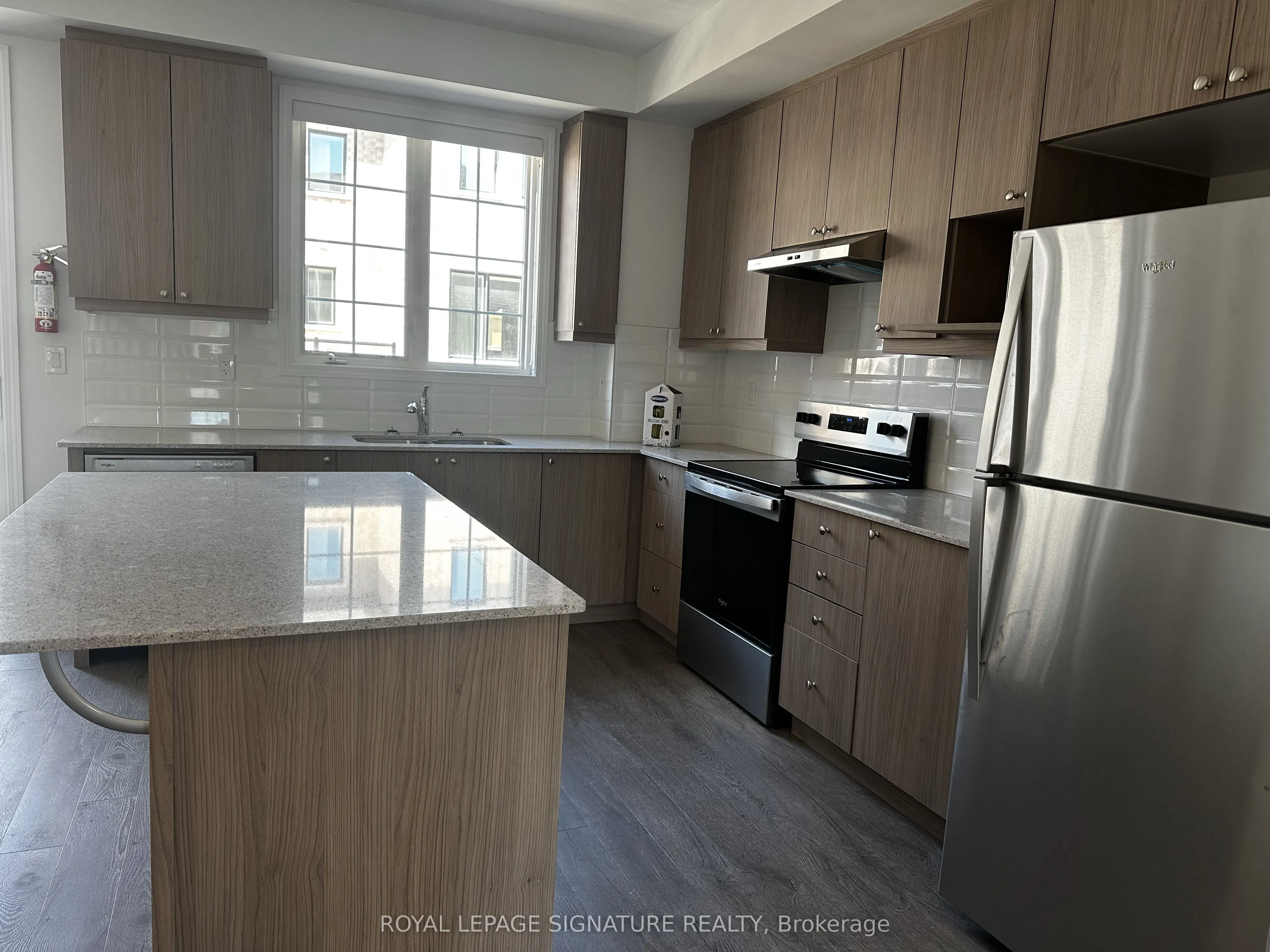 1259 Lily Crescent, #9