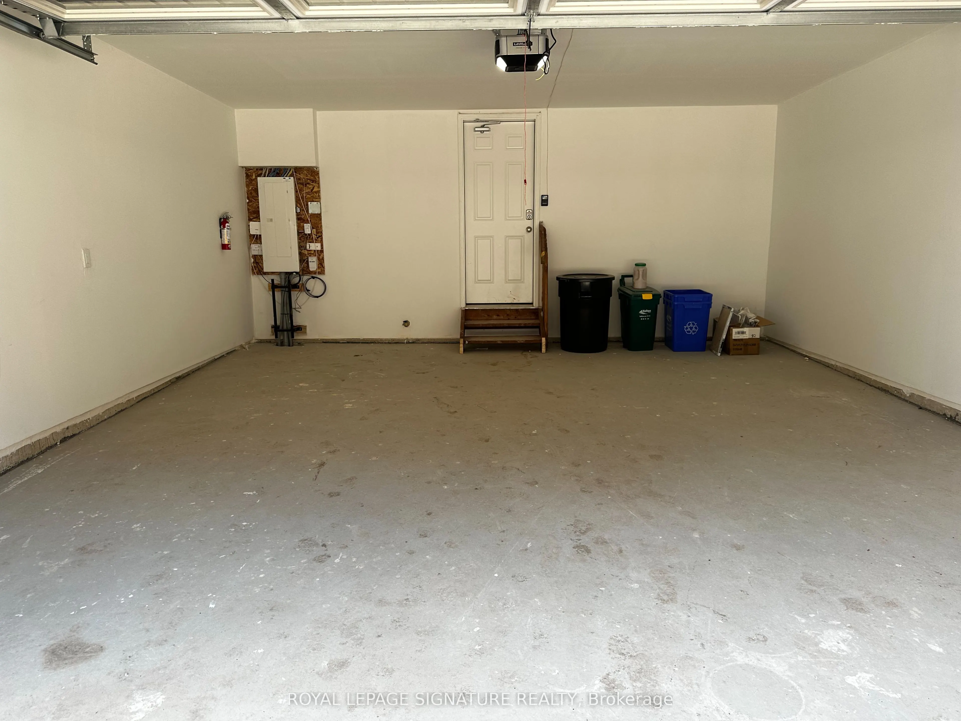1259 Lily Crescent, #13