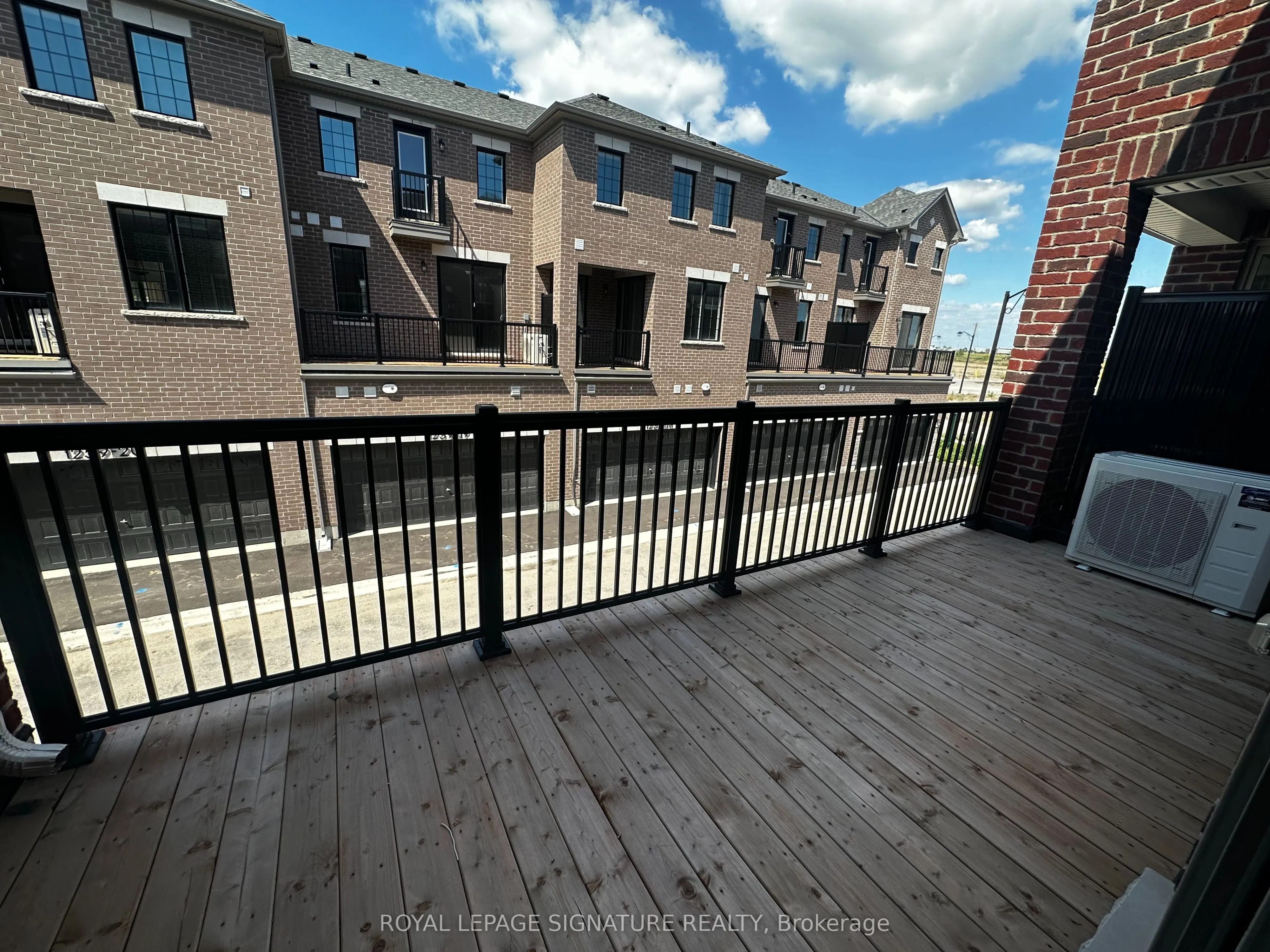 1259 Lily Crescent, #12