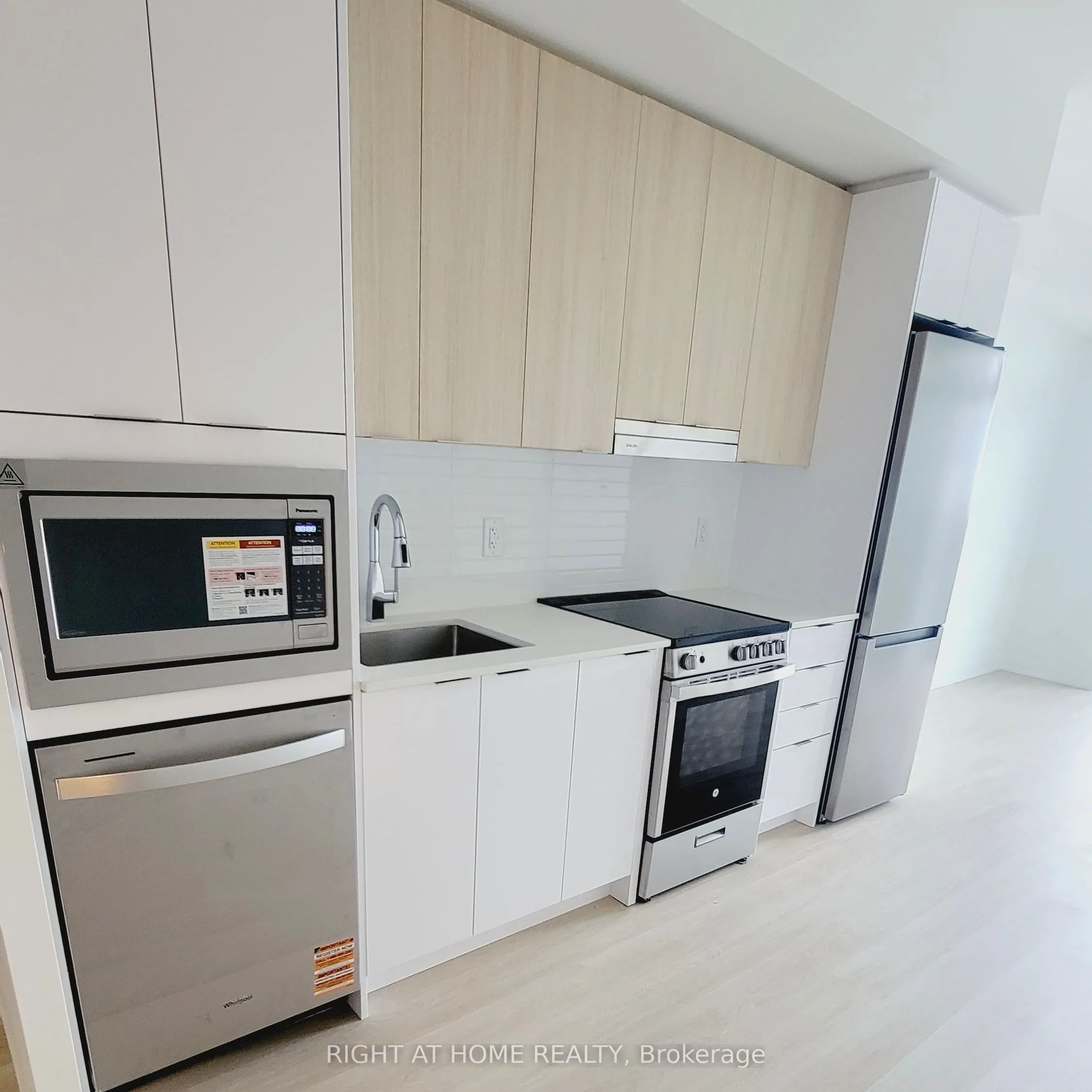 5105 Hurontario Street, #3001