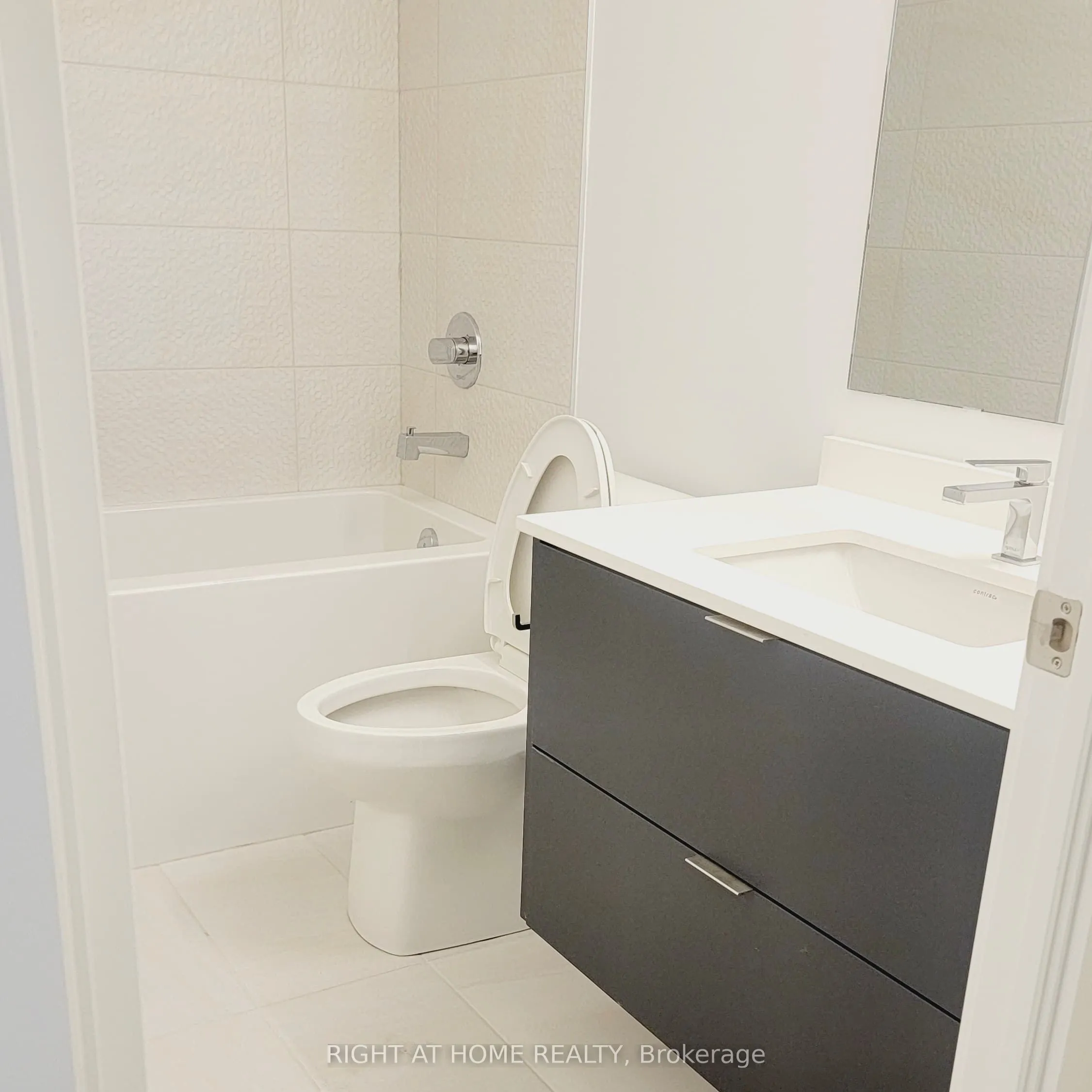 5105 Hurontario Street, #3001