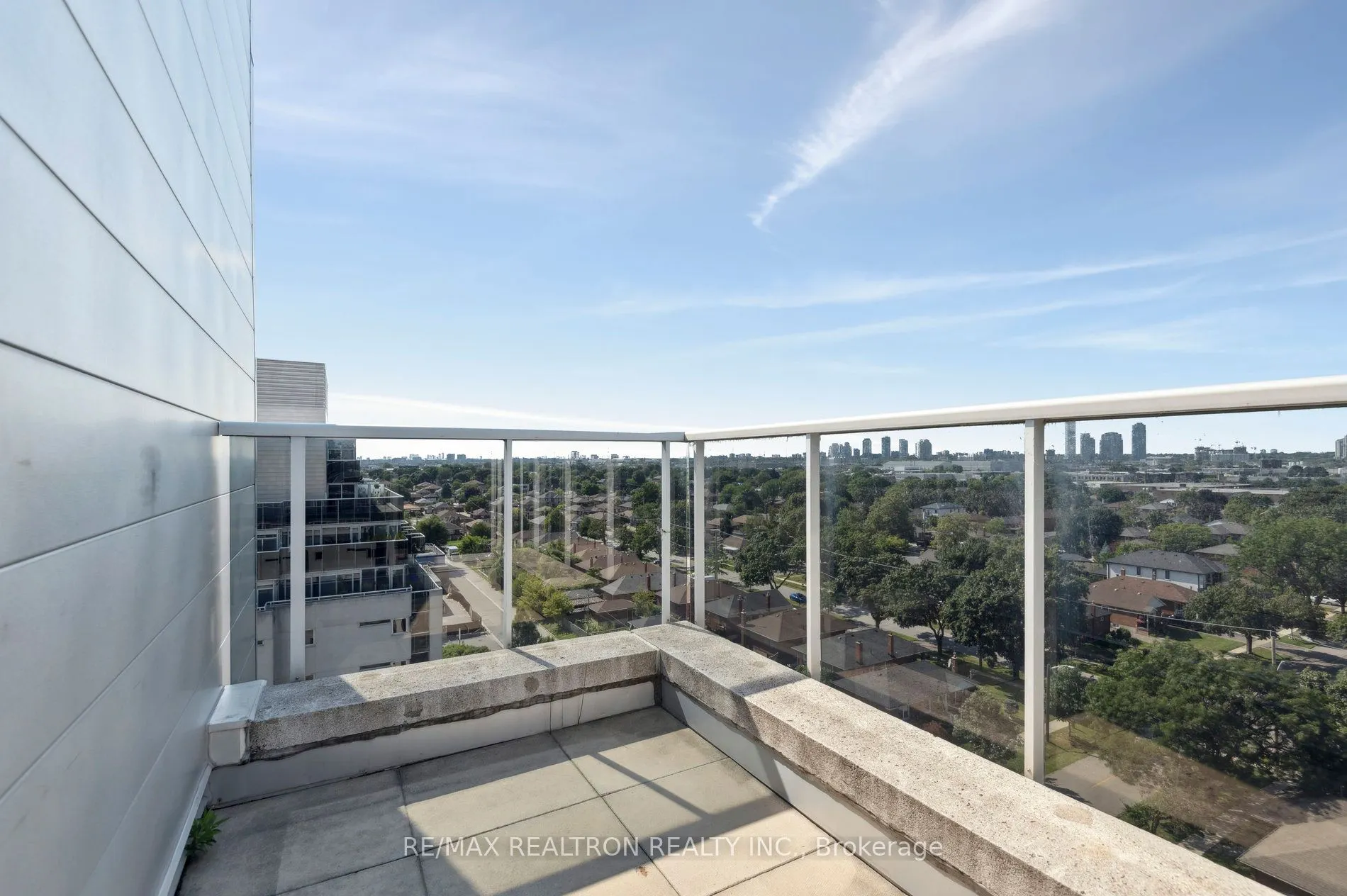 1040 The Queensway Avenue, #901