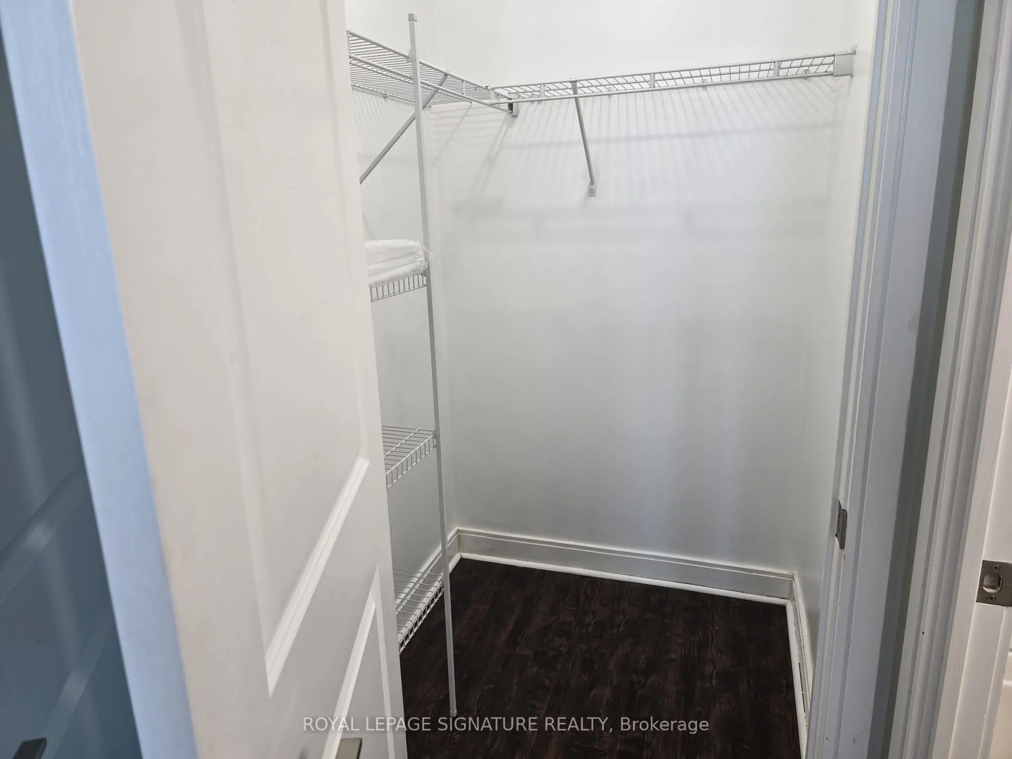 80 Absolute Avenue, #2806
