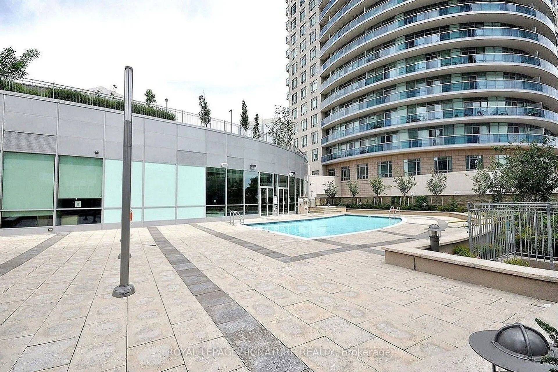 80 Absolute Avenue, #2806