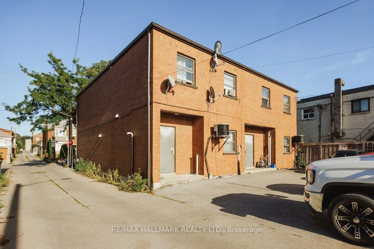 12 Snider Avenue