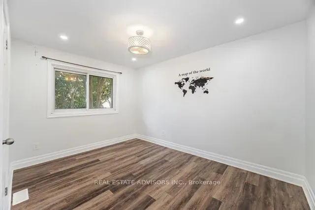 4 Parkend Avenue