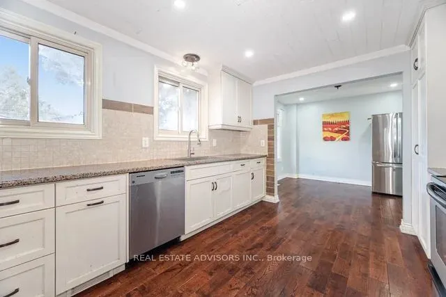 4 Parkend Avenue