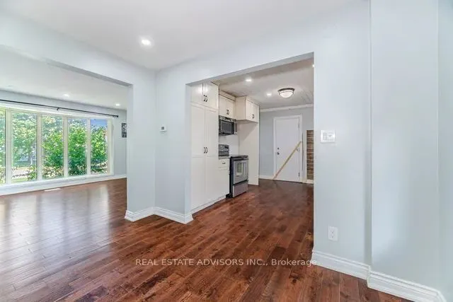 4 Parkend Avenue