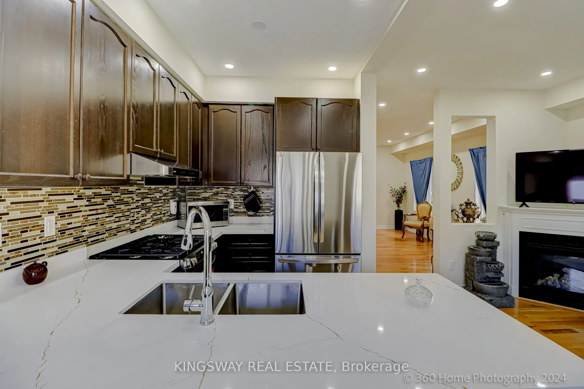 485 Meadowridge Court