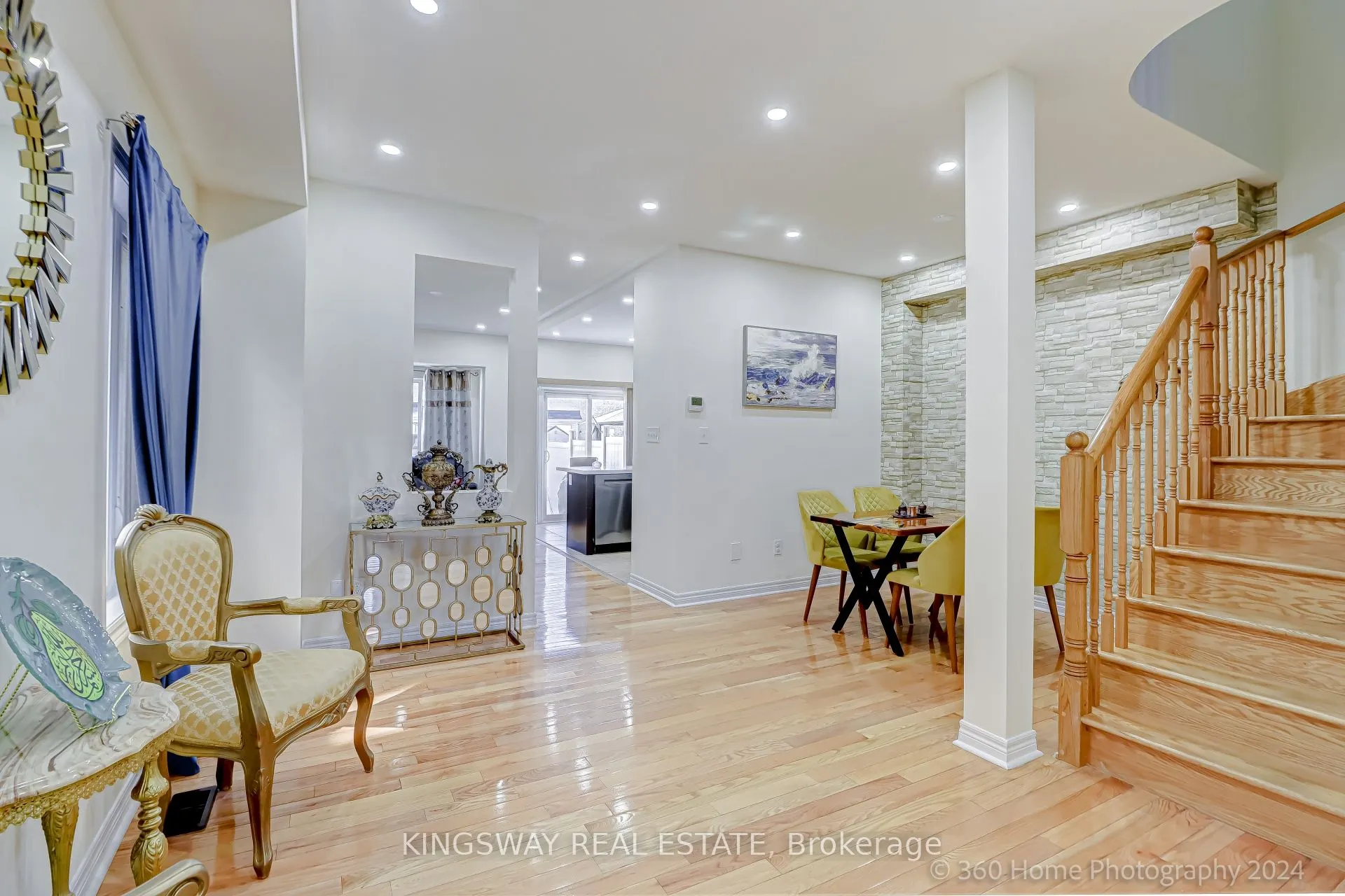 485 Meadowridge Court