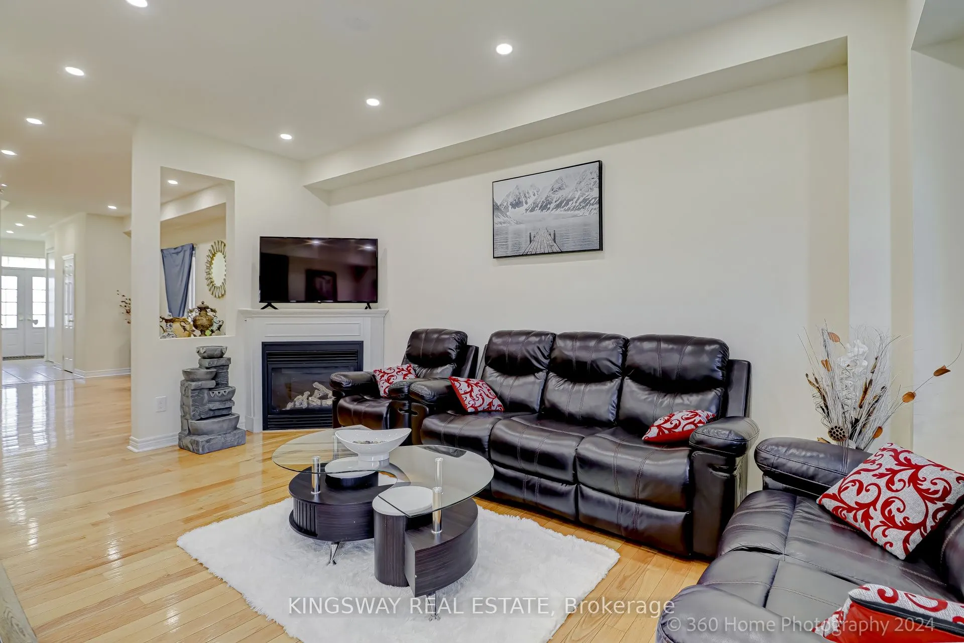 485 Meadowridge Court