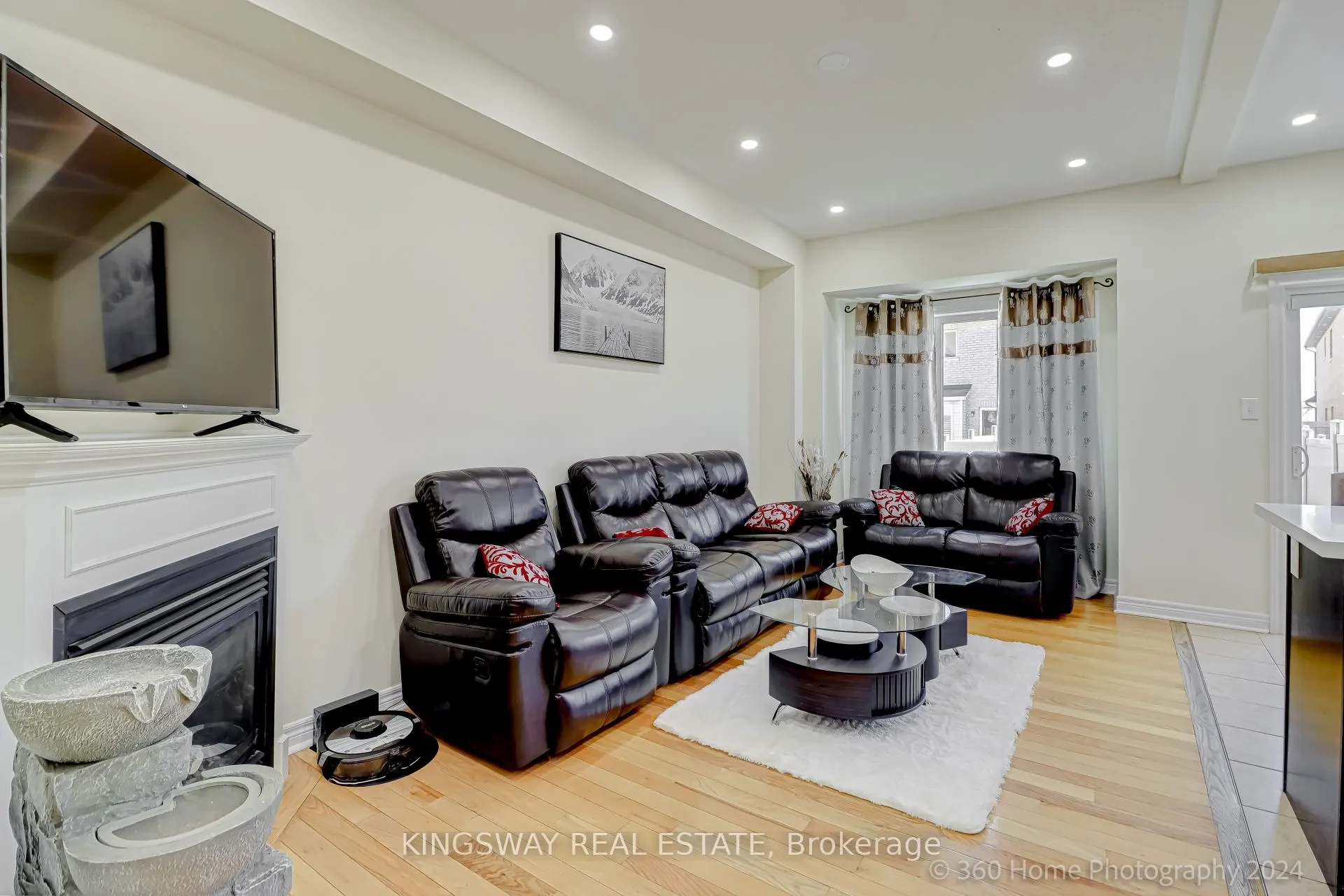 485 Meadowridge Court