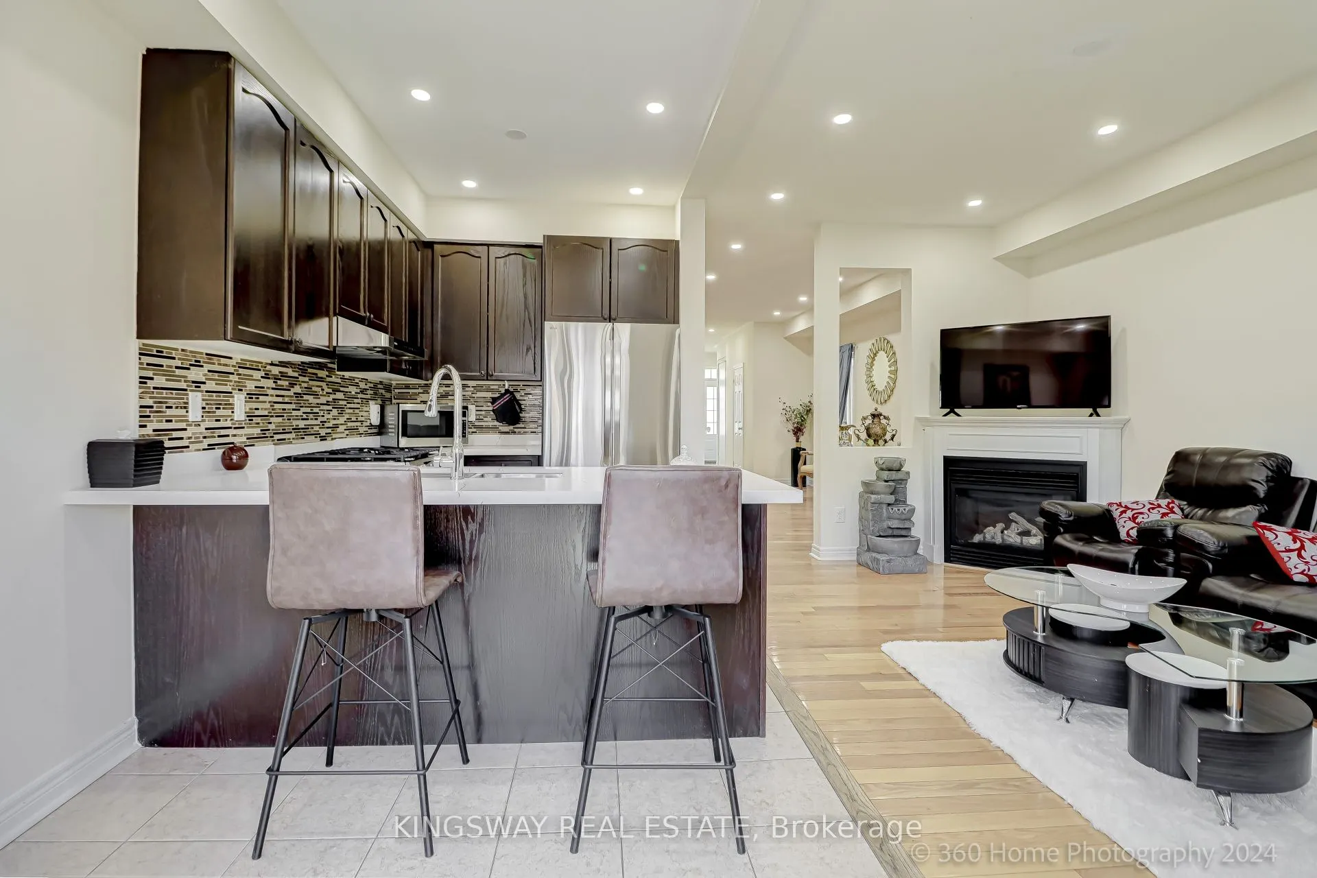 485 Meadowridge Court