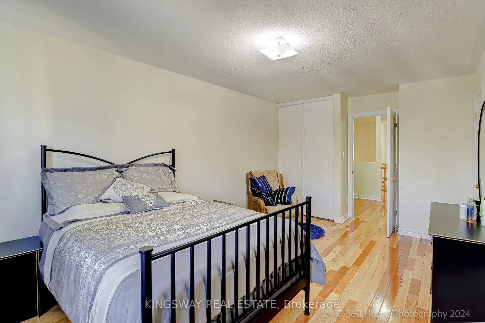 485 Meadowridge Court
