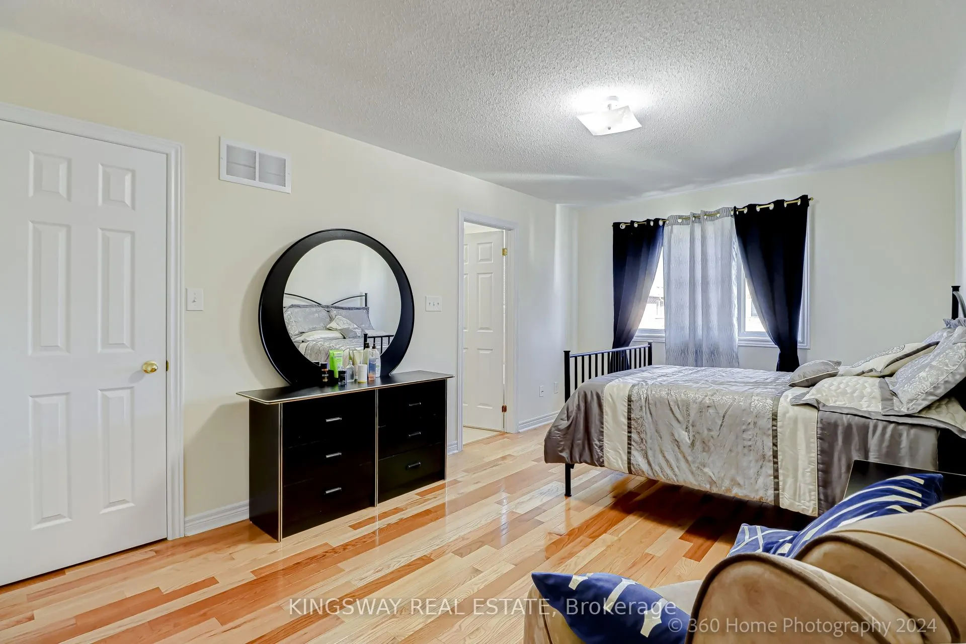 485 Meadowridge Court