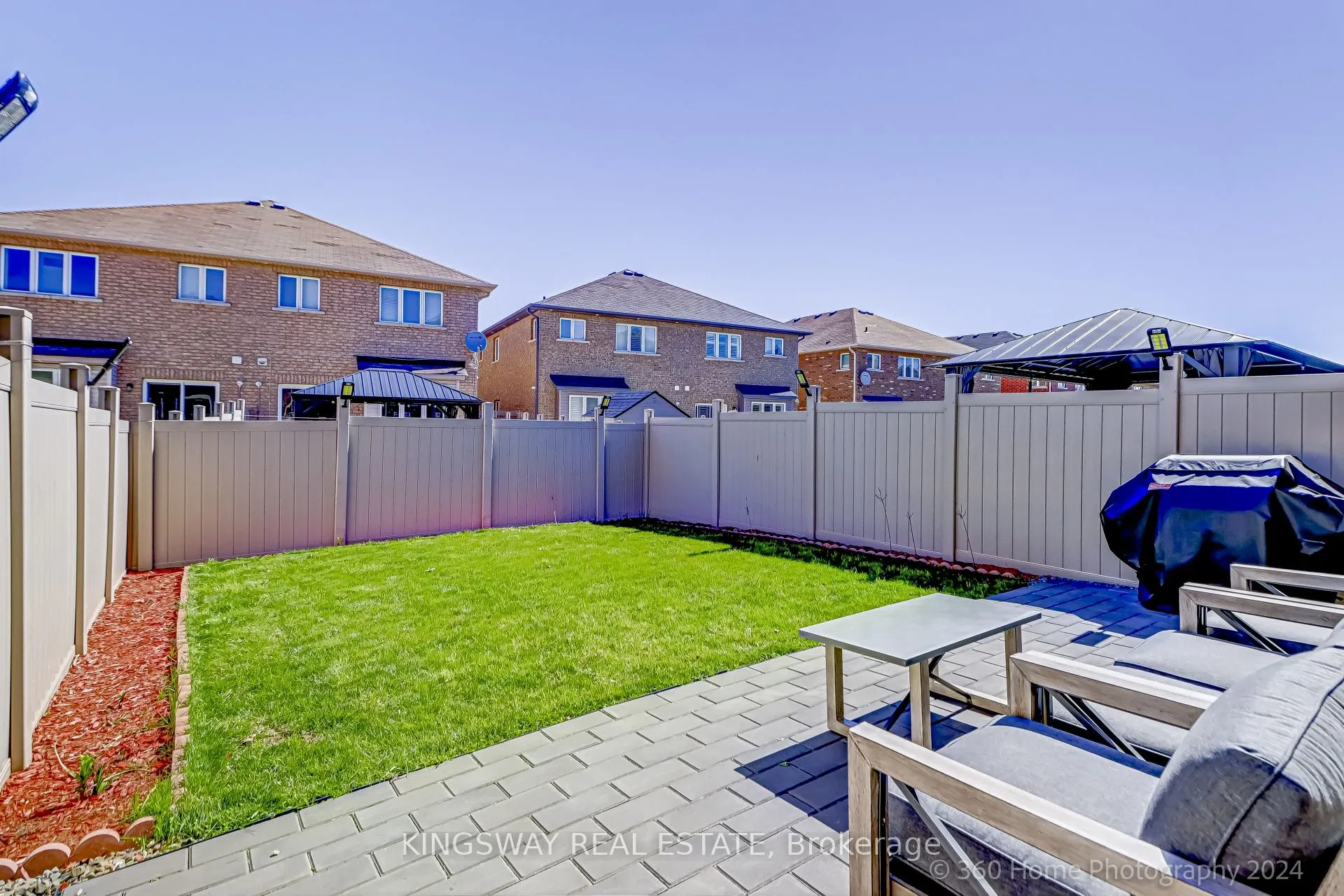 485 Meadowridge Court