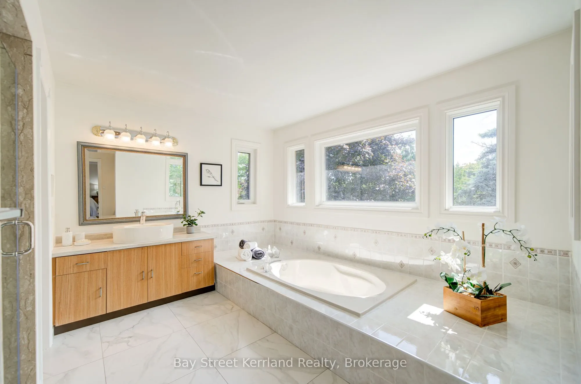 423 Golden Oak Drive