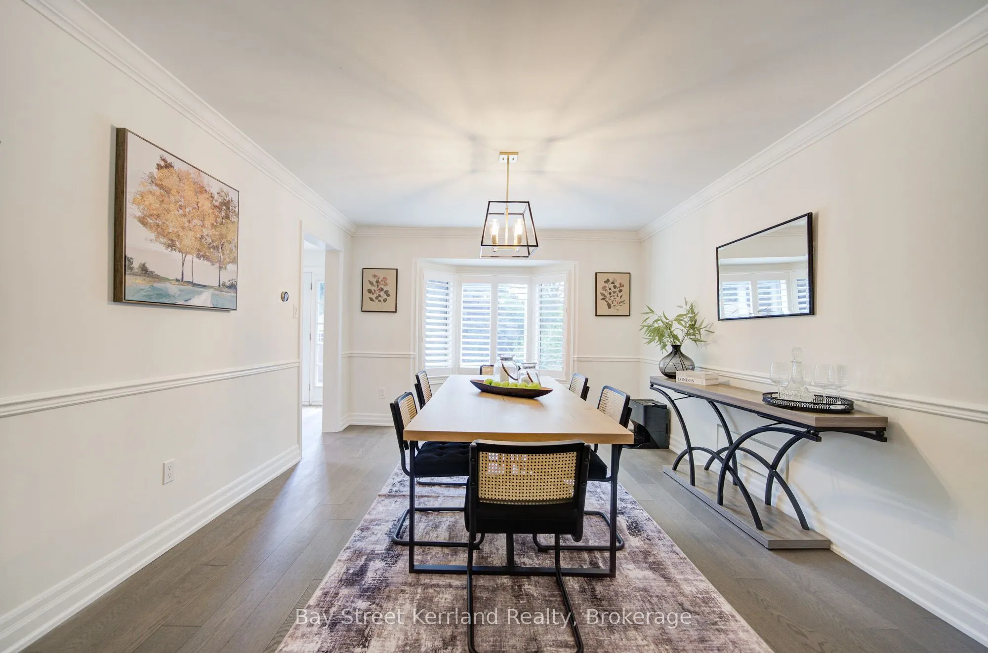 423 Golden Oak Drive