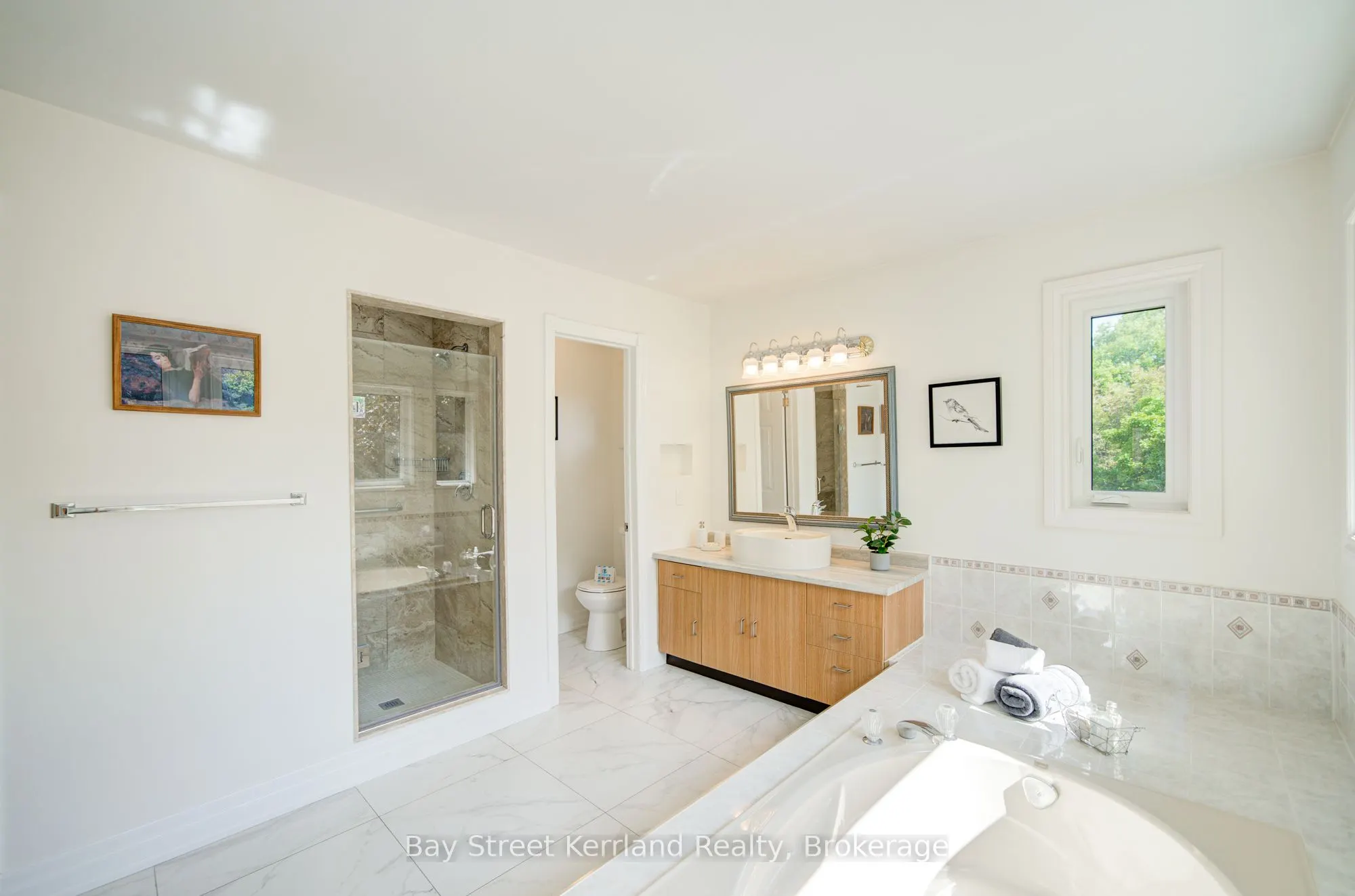 423 Golden Oak Drive
