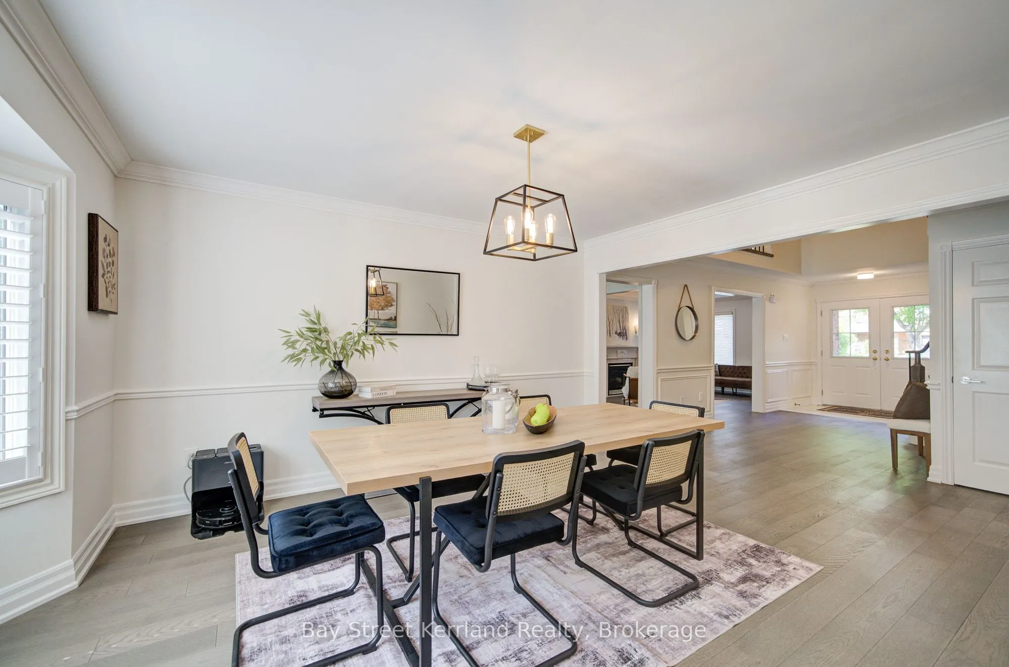 423 Golden Oak Drive