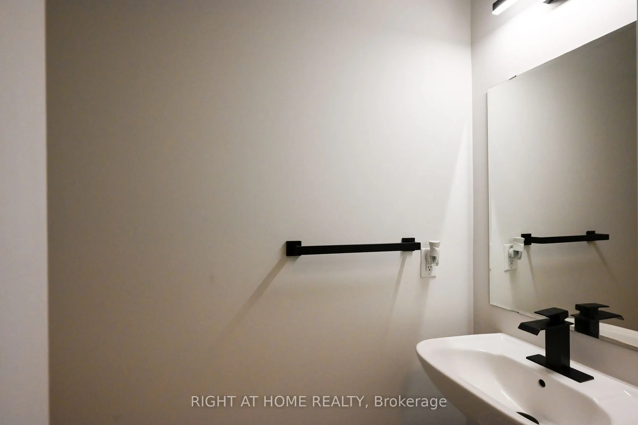 980 Logan Drive, #8