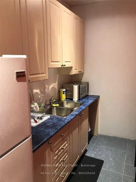 5311 John Lucas Drive, #2Ndflr #B