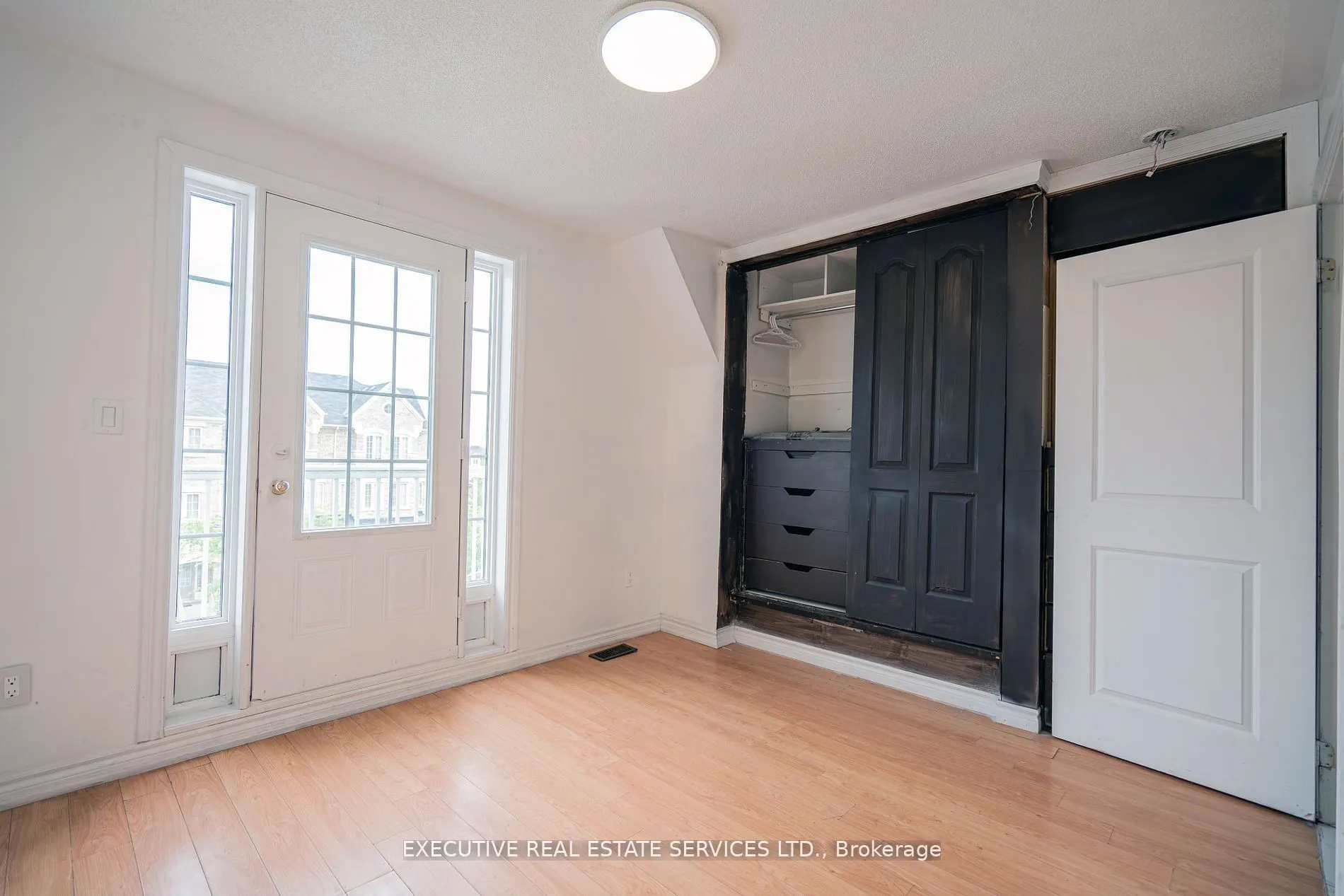 5 Sprucewood Road