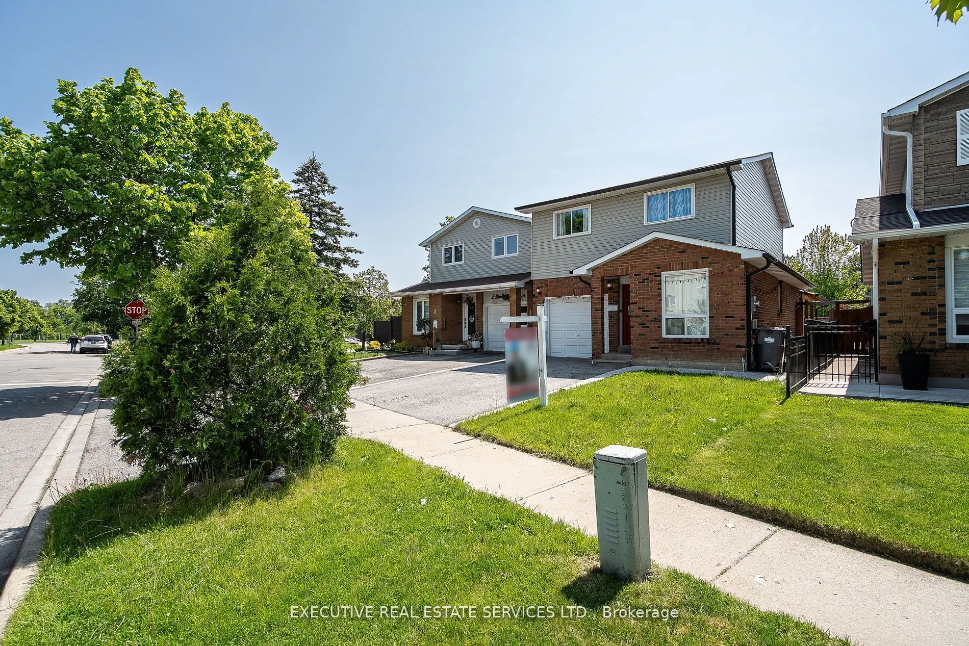 4 Simmons Boulevard