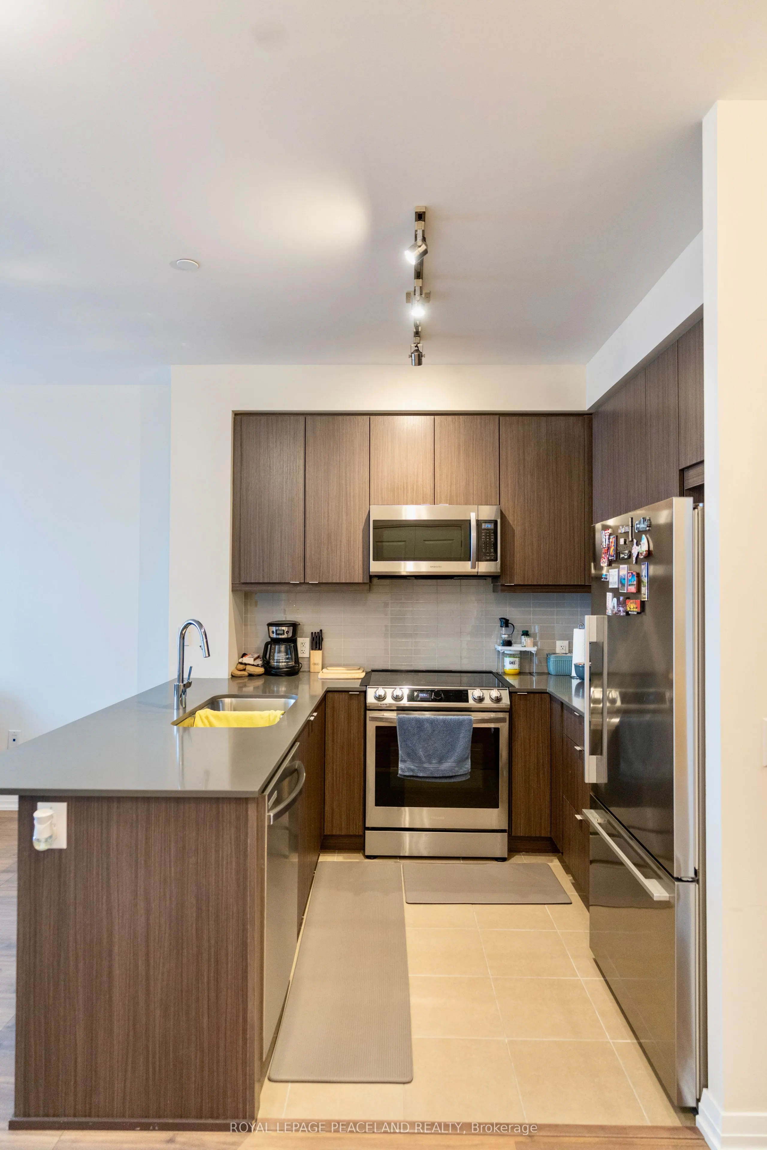 50 Thomas Riley Road, #207