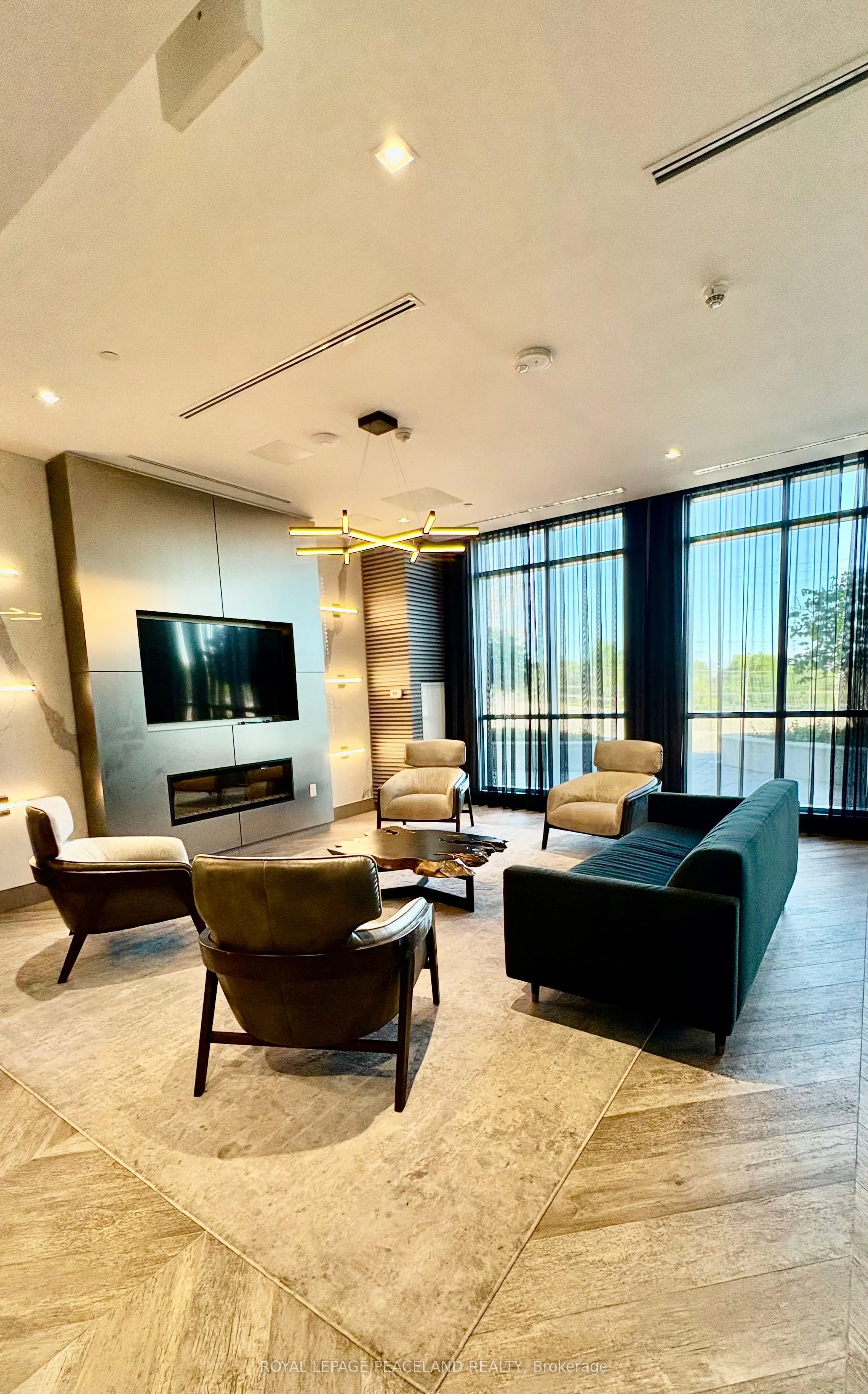 50 Thomas Riley Road, #207