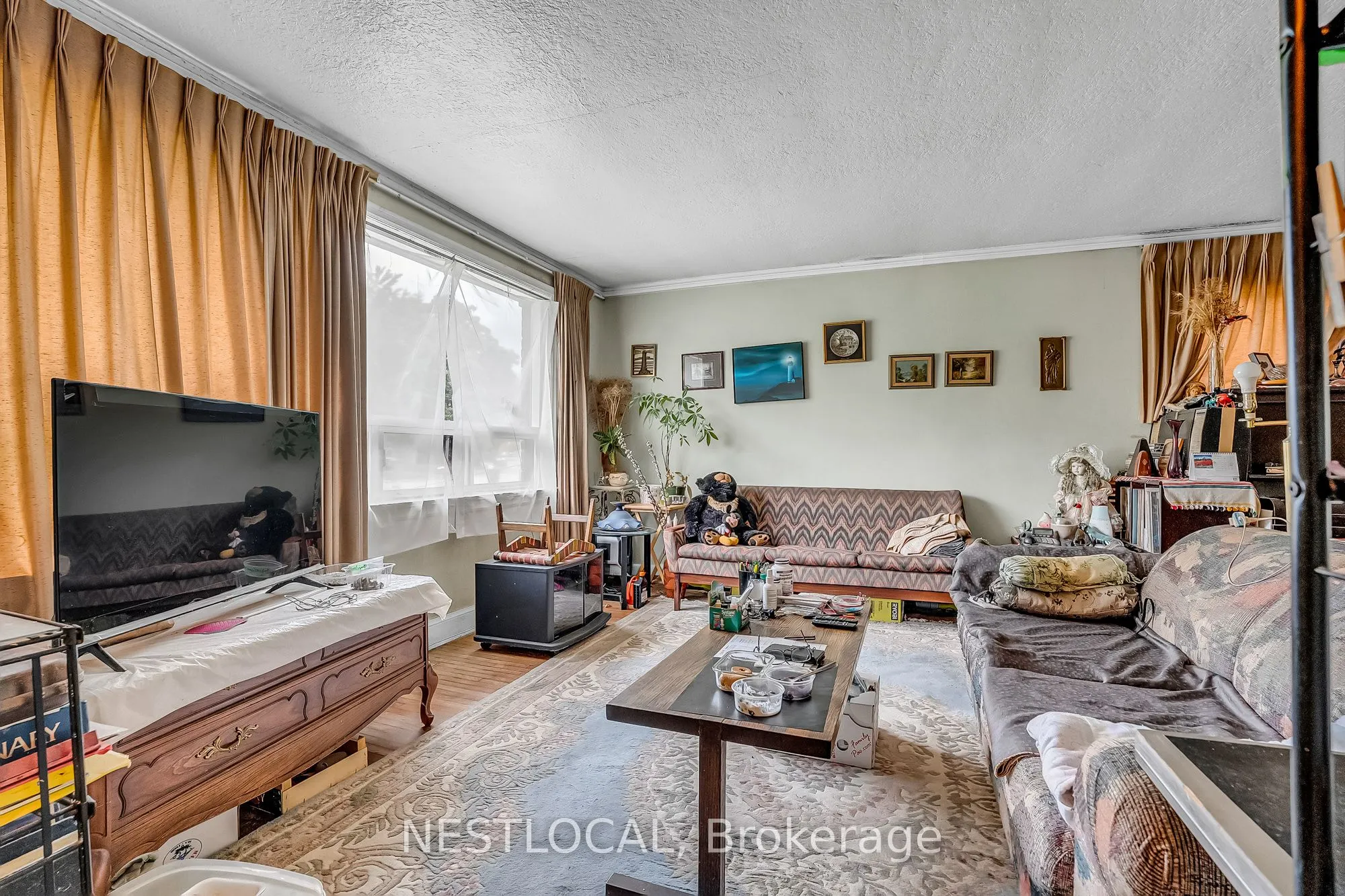 37 Enfield Avenue