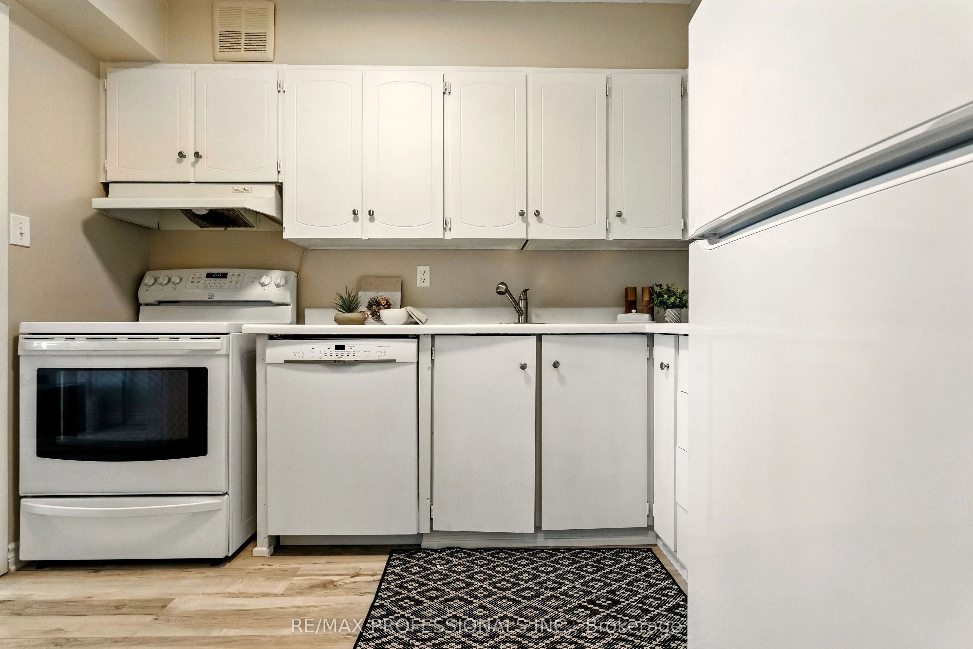 2665 Windwood Drive, #303