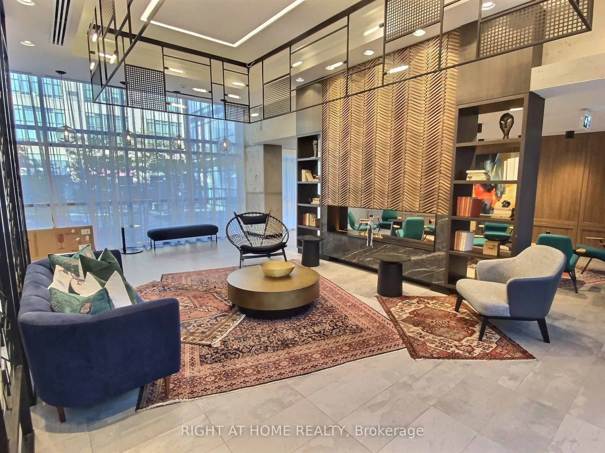 251 Manitoba Street, #2707