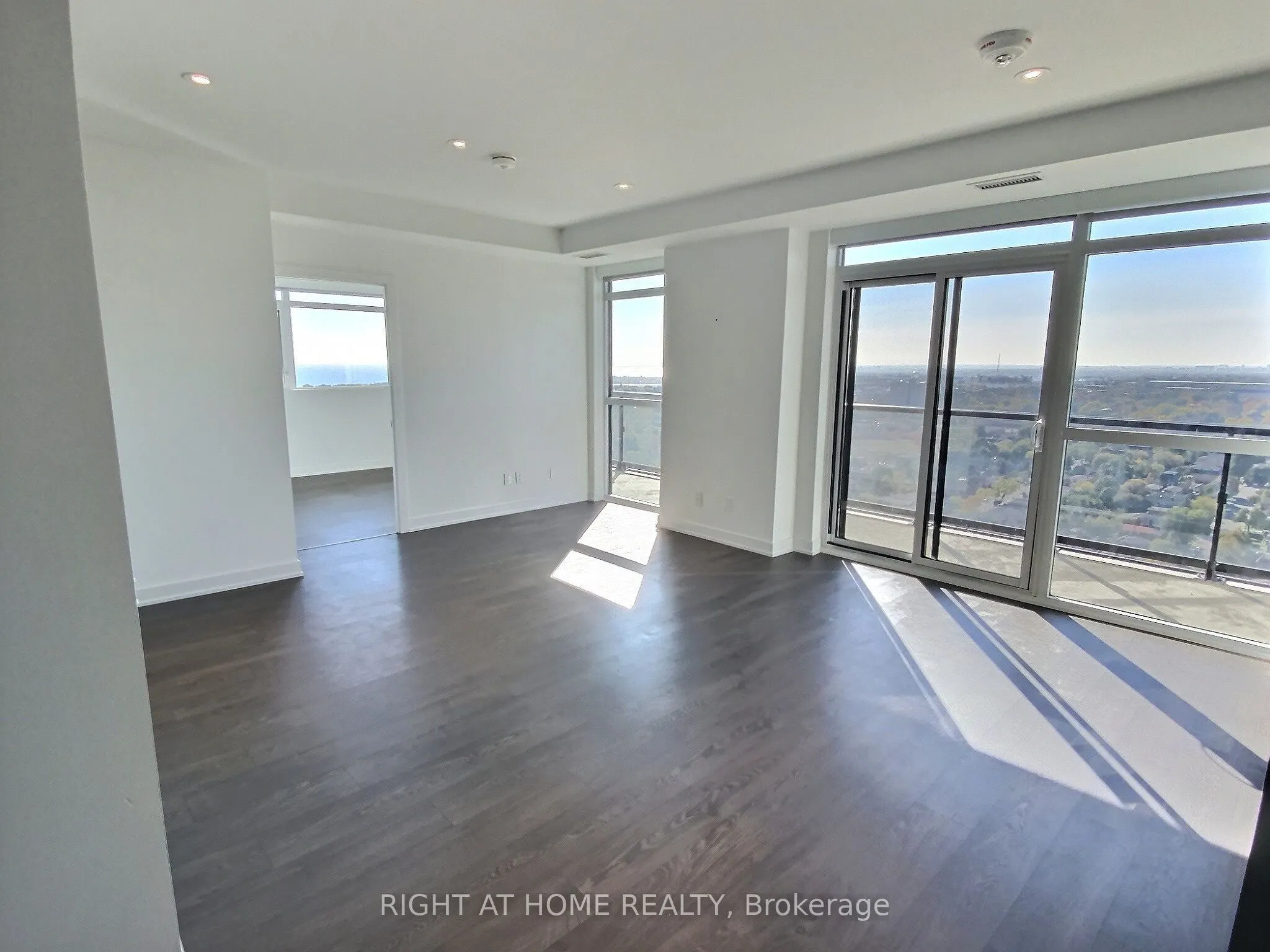 251 Manitoba Street, #2707