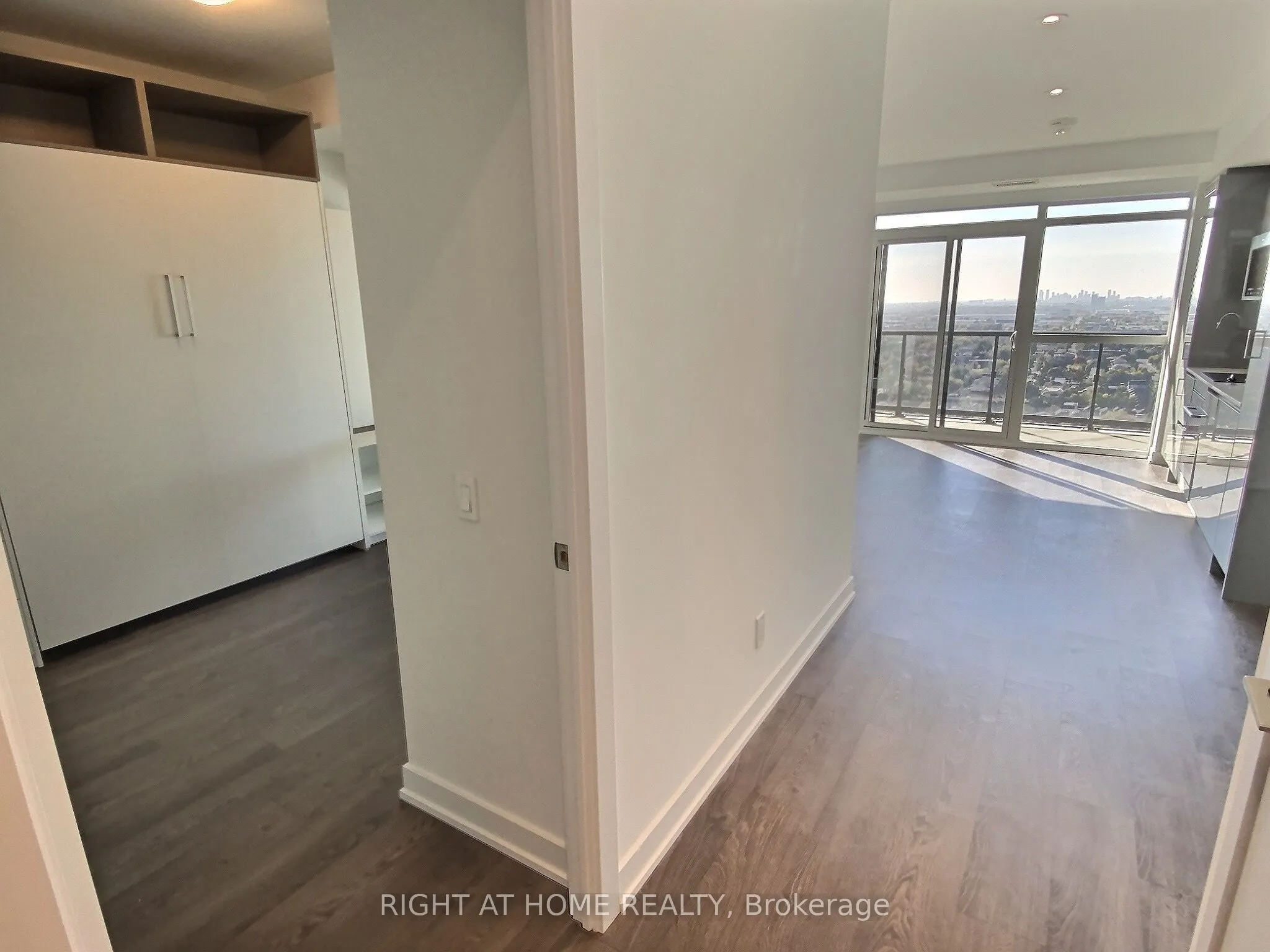 251 Manitoba Street, #2707