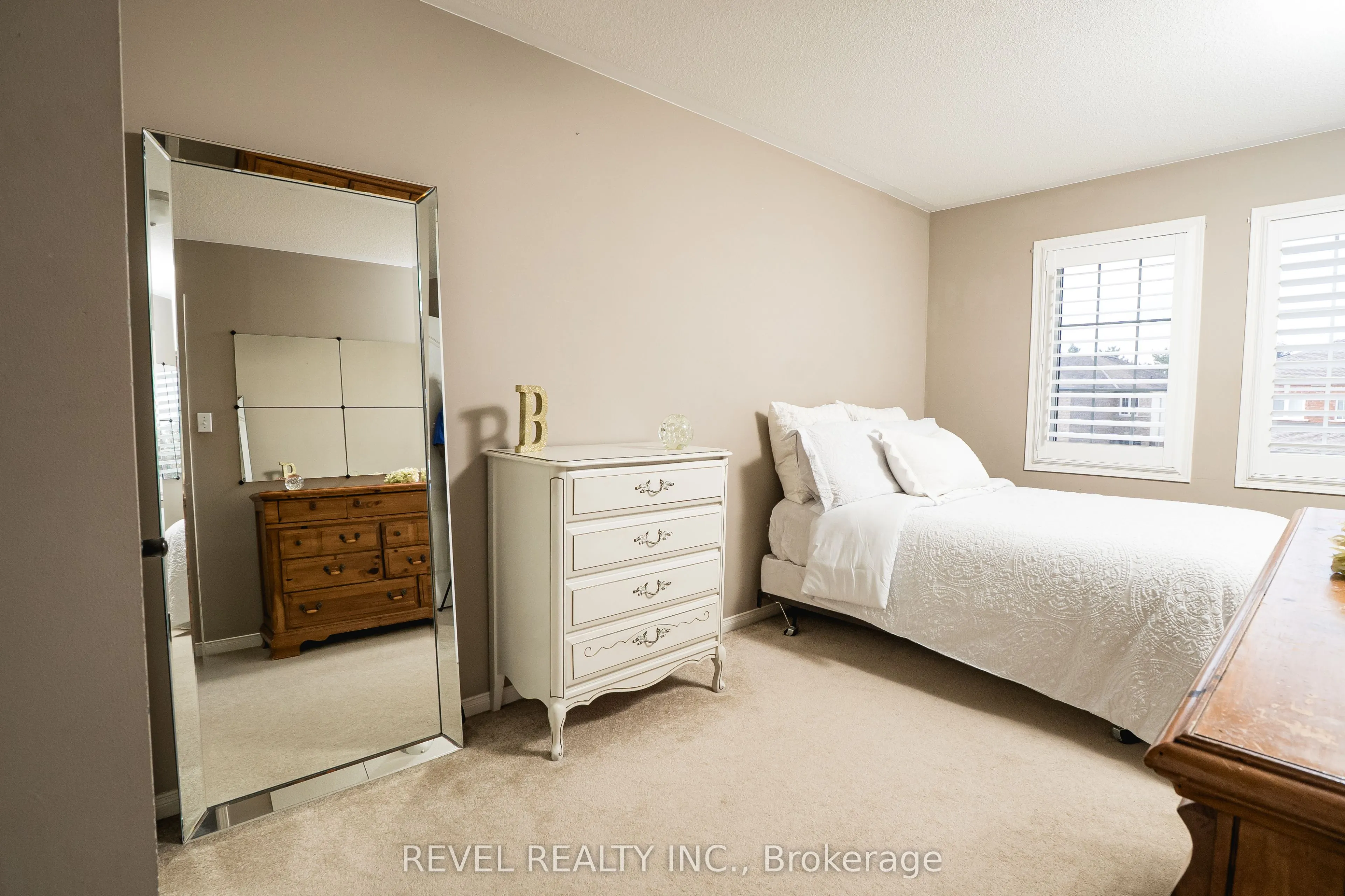 97 Cordgrass Crescent