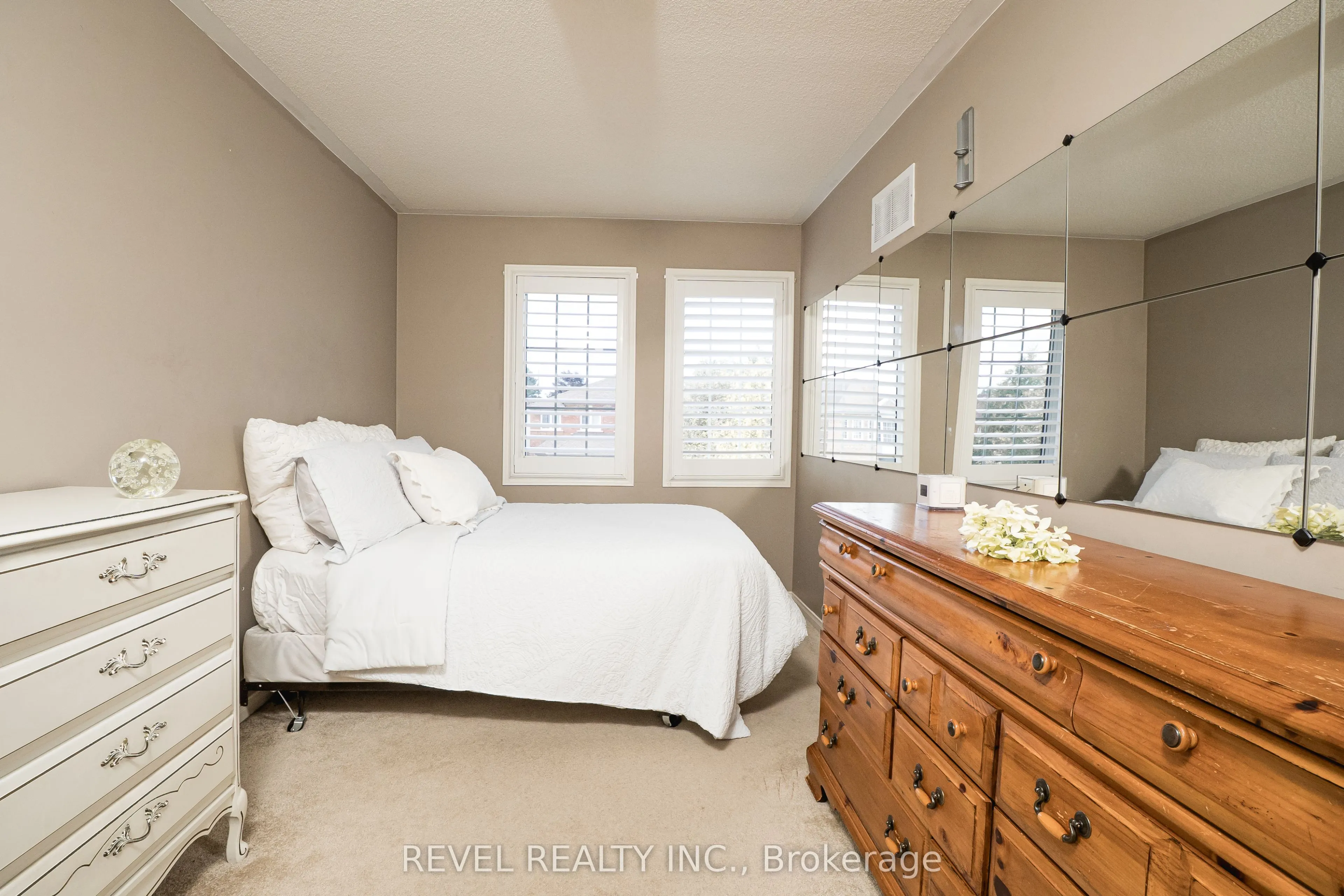 97 Cordgrass Crescent