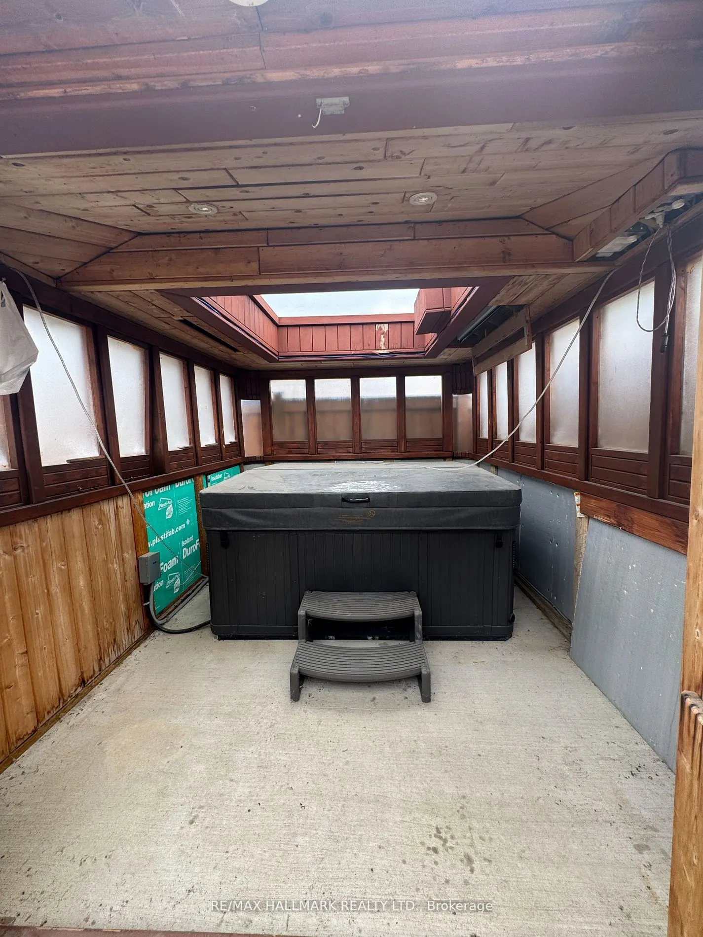 203 Landsbridge Street