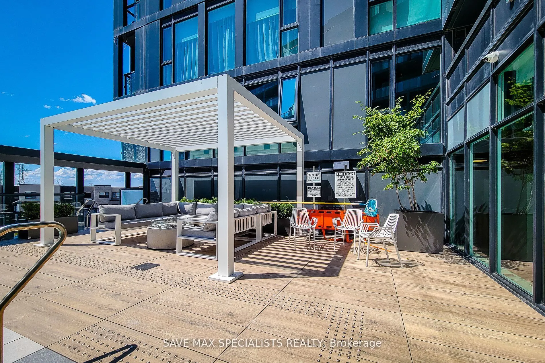 3200 Dakota Common Court, #B201