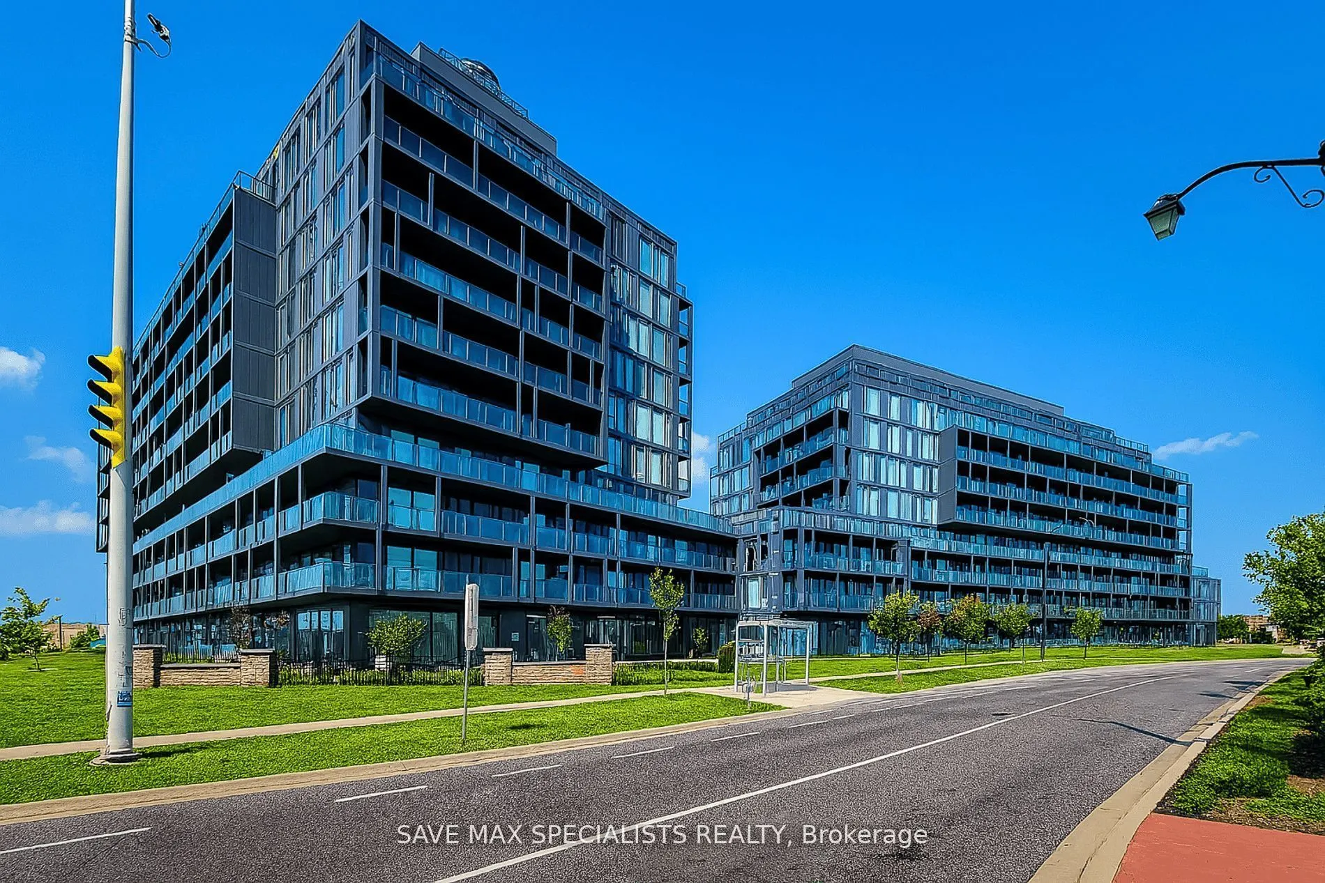 3200 Dakota Common Court, #B201