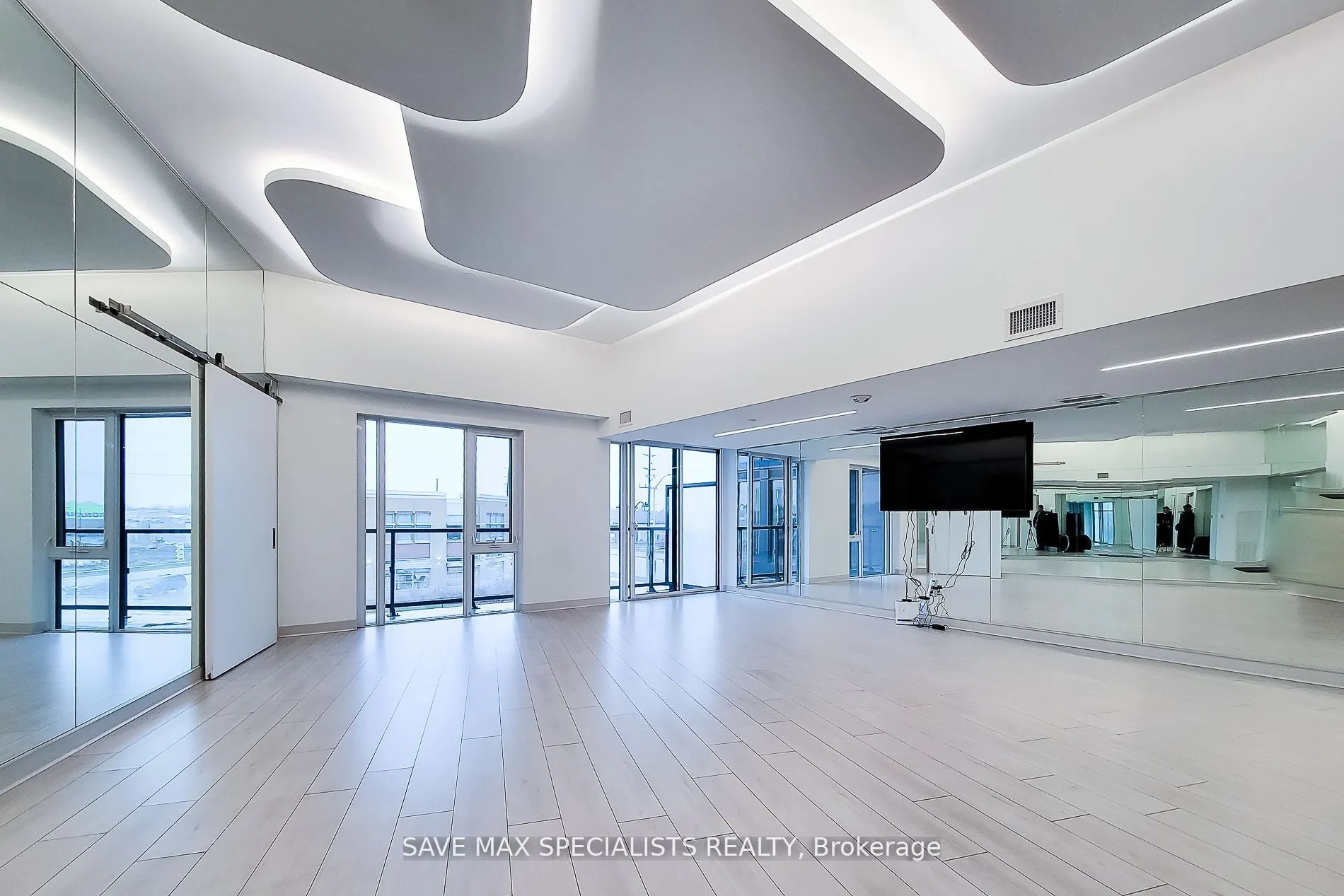 3200 Dakota Common Court, #B201