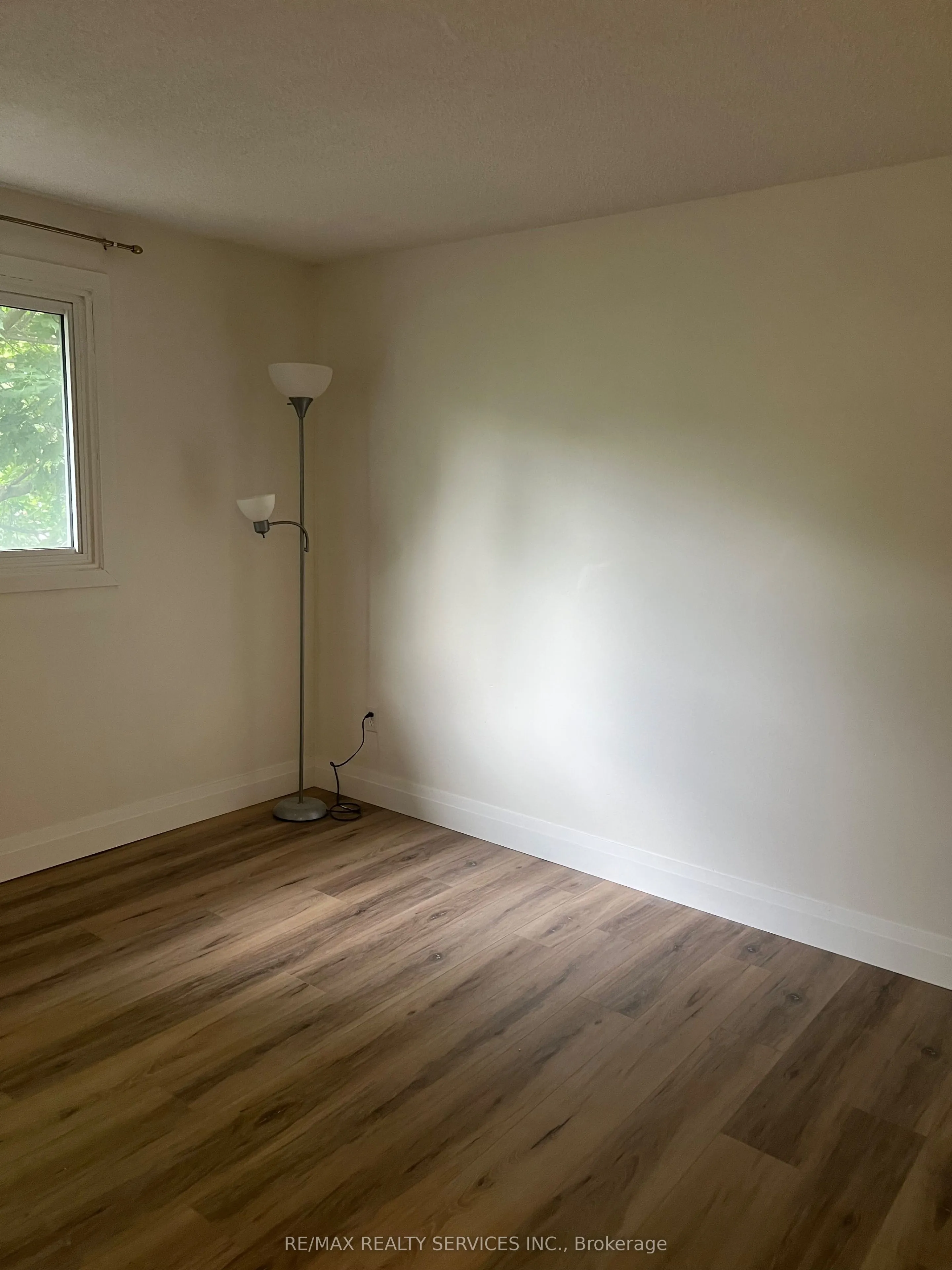 93 Hansen Road N, #49