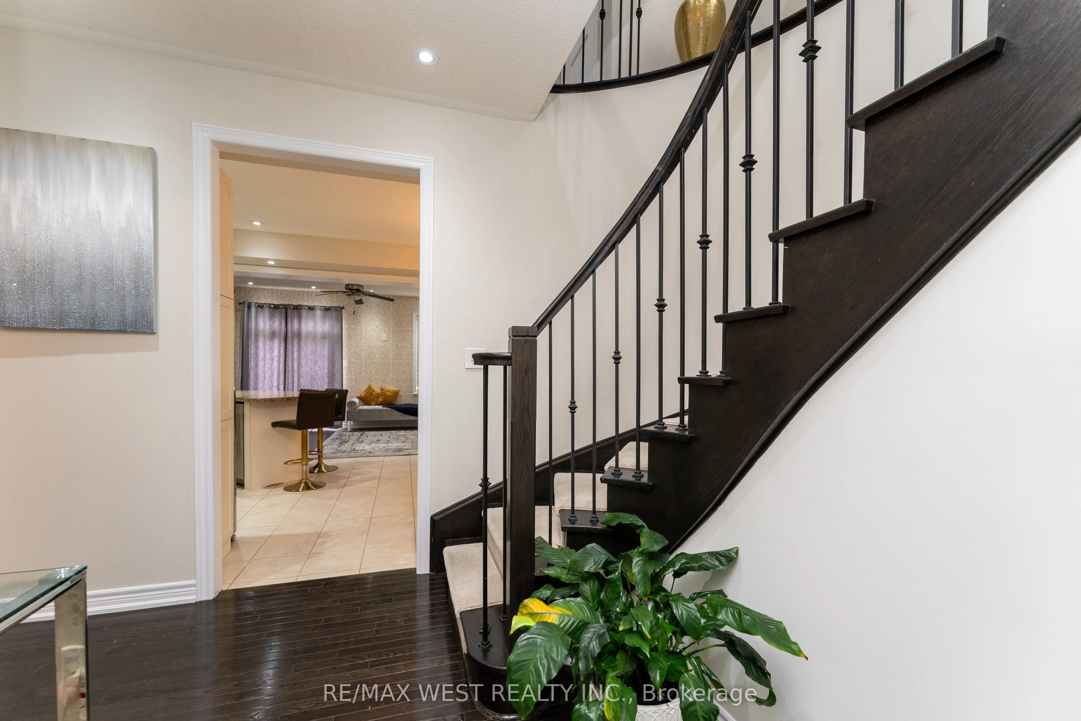 2120 Fiddlers Way