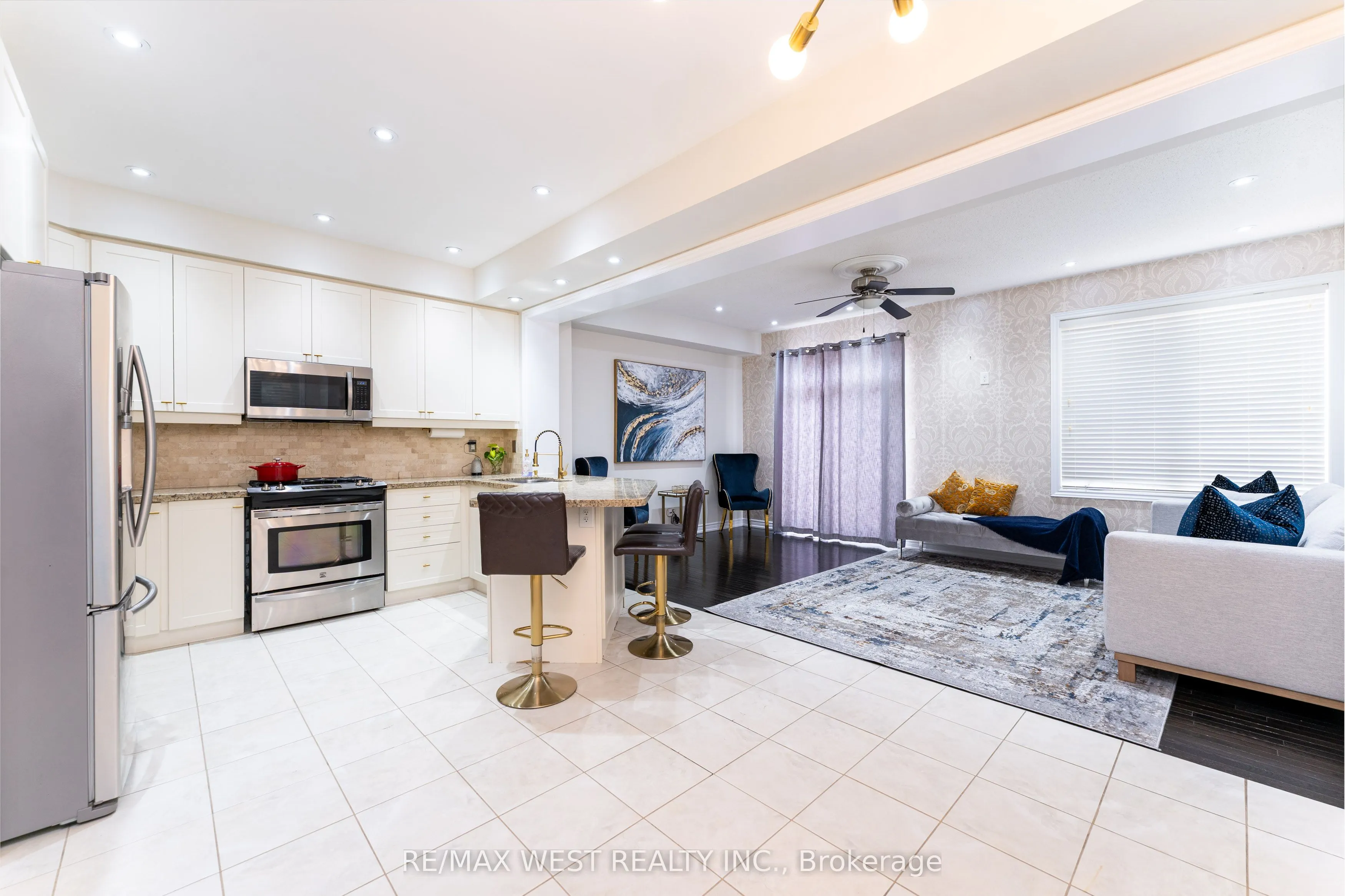 2120 Fiddlers Way