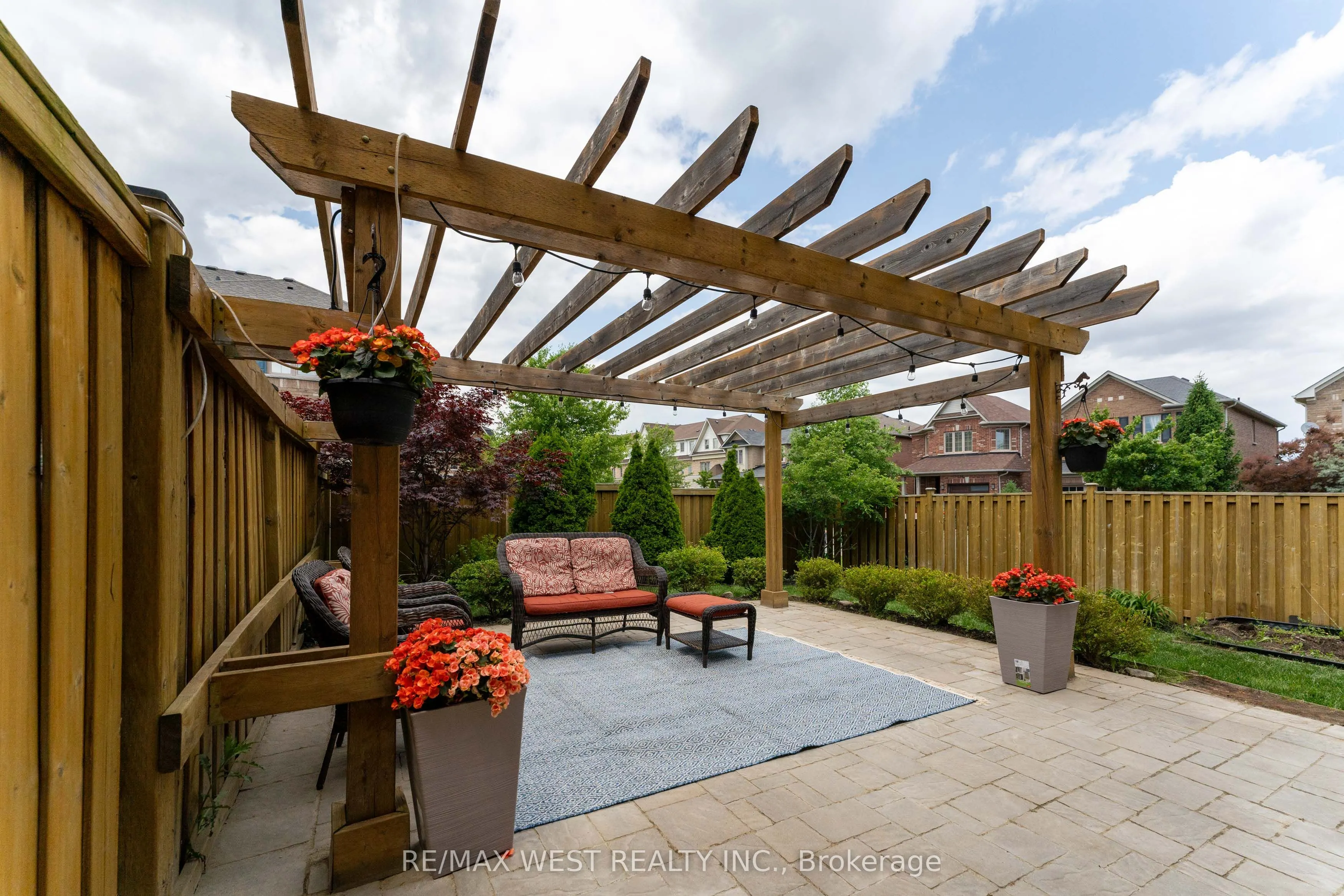 2120 Fiddlers Way