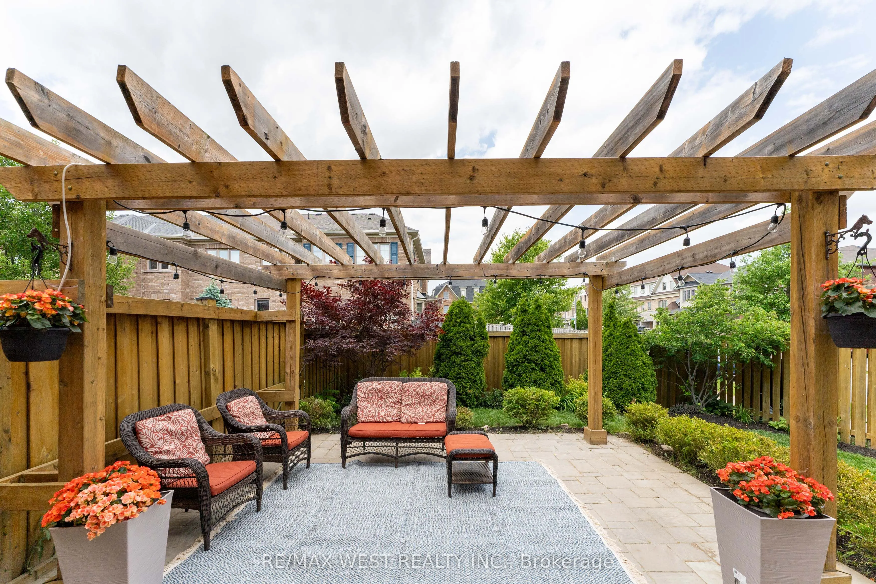 2120 Fiddlers Way