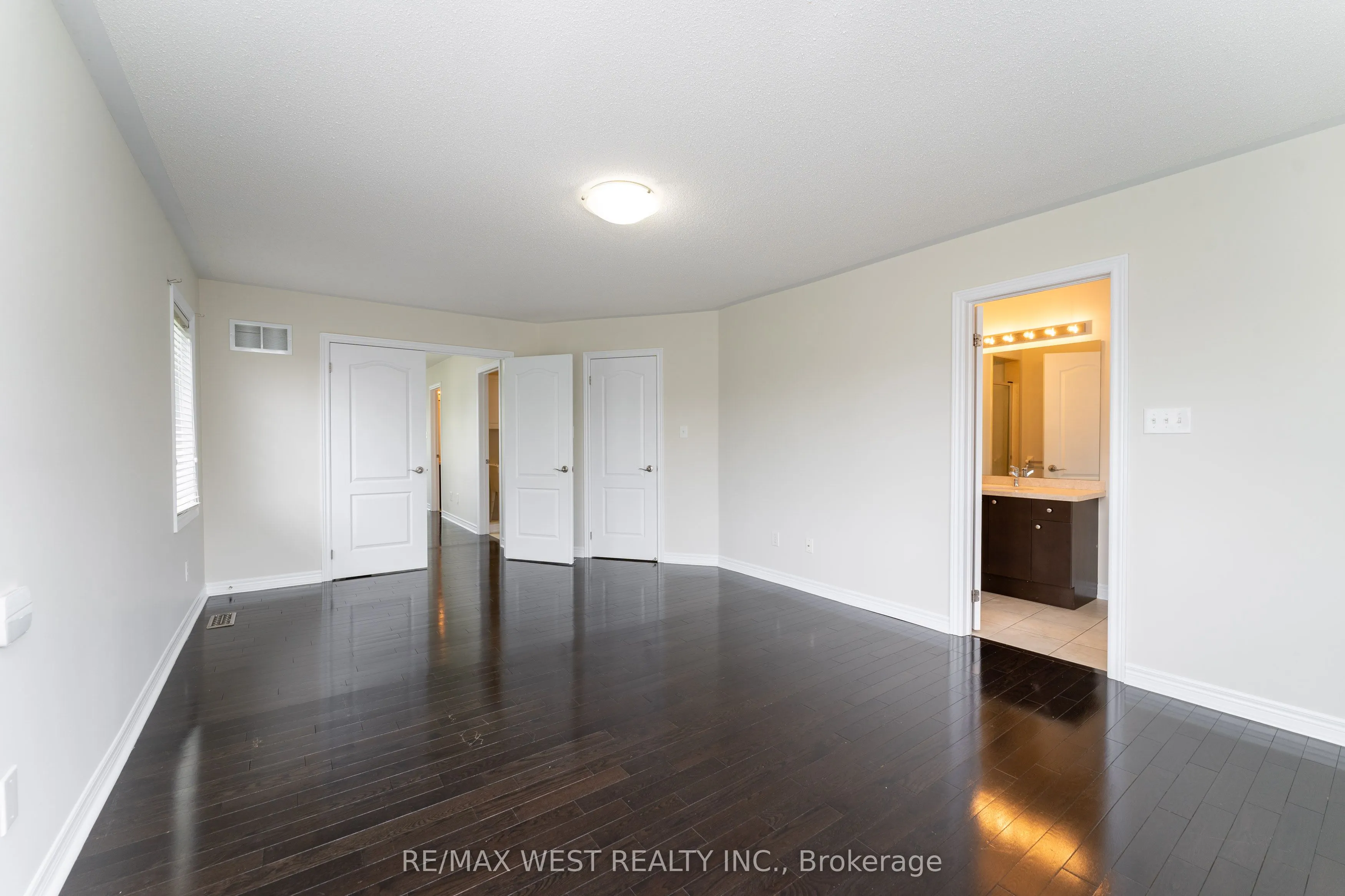 2120 Fiddlers Way