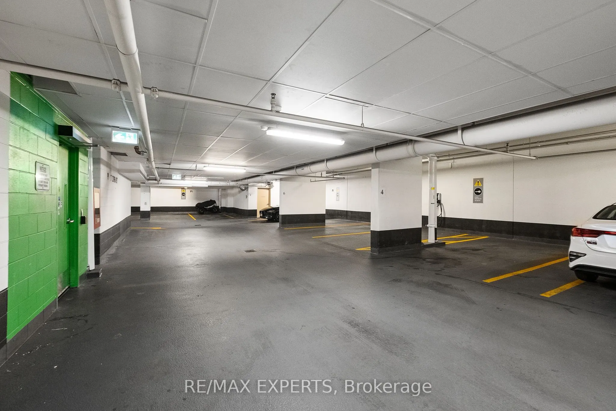 17 Zorra Street, #2006