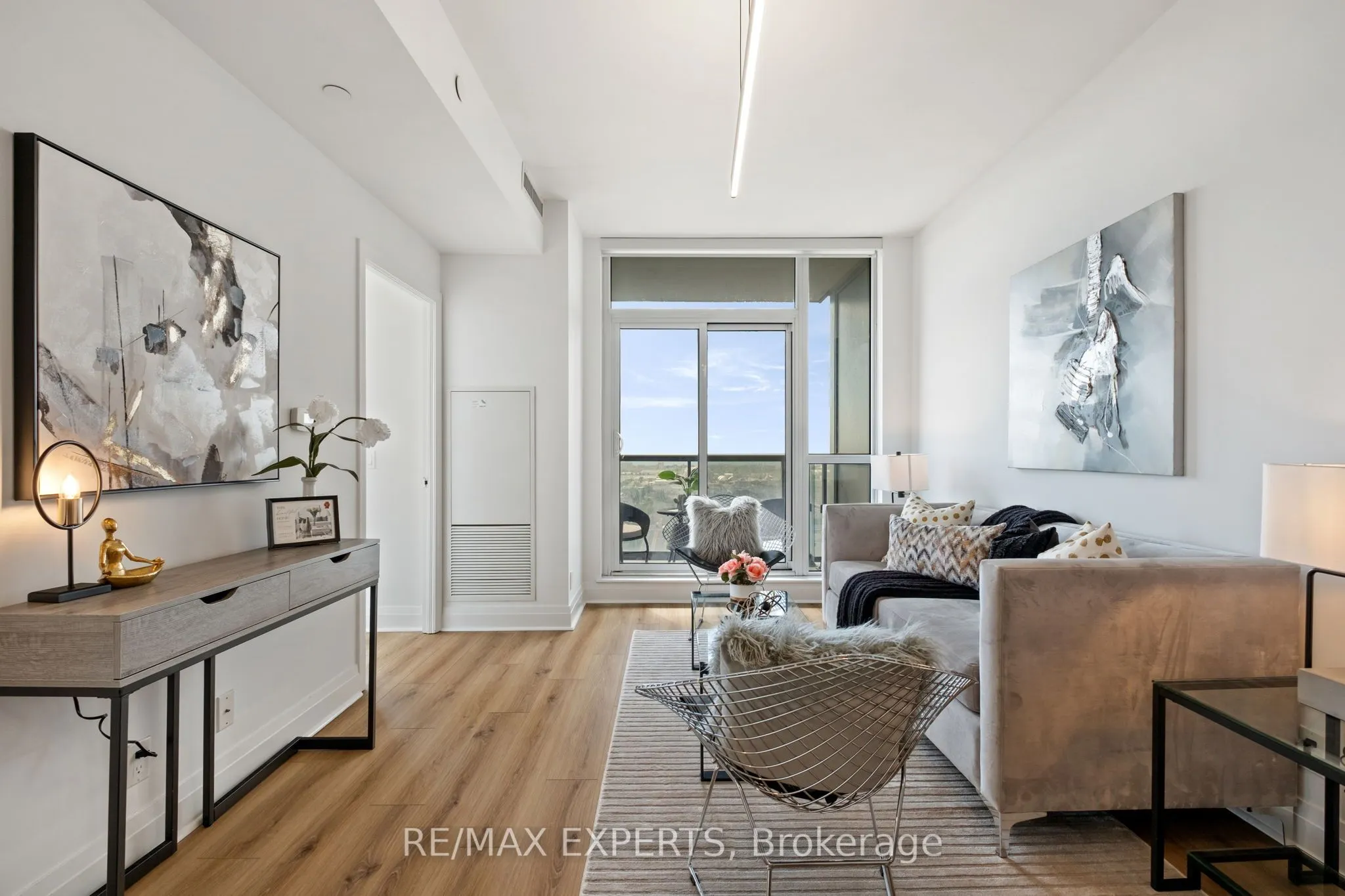 17 Zorra Street, #2006
